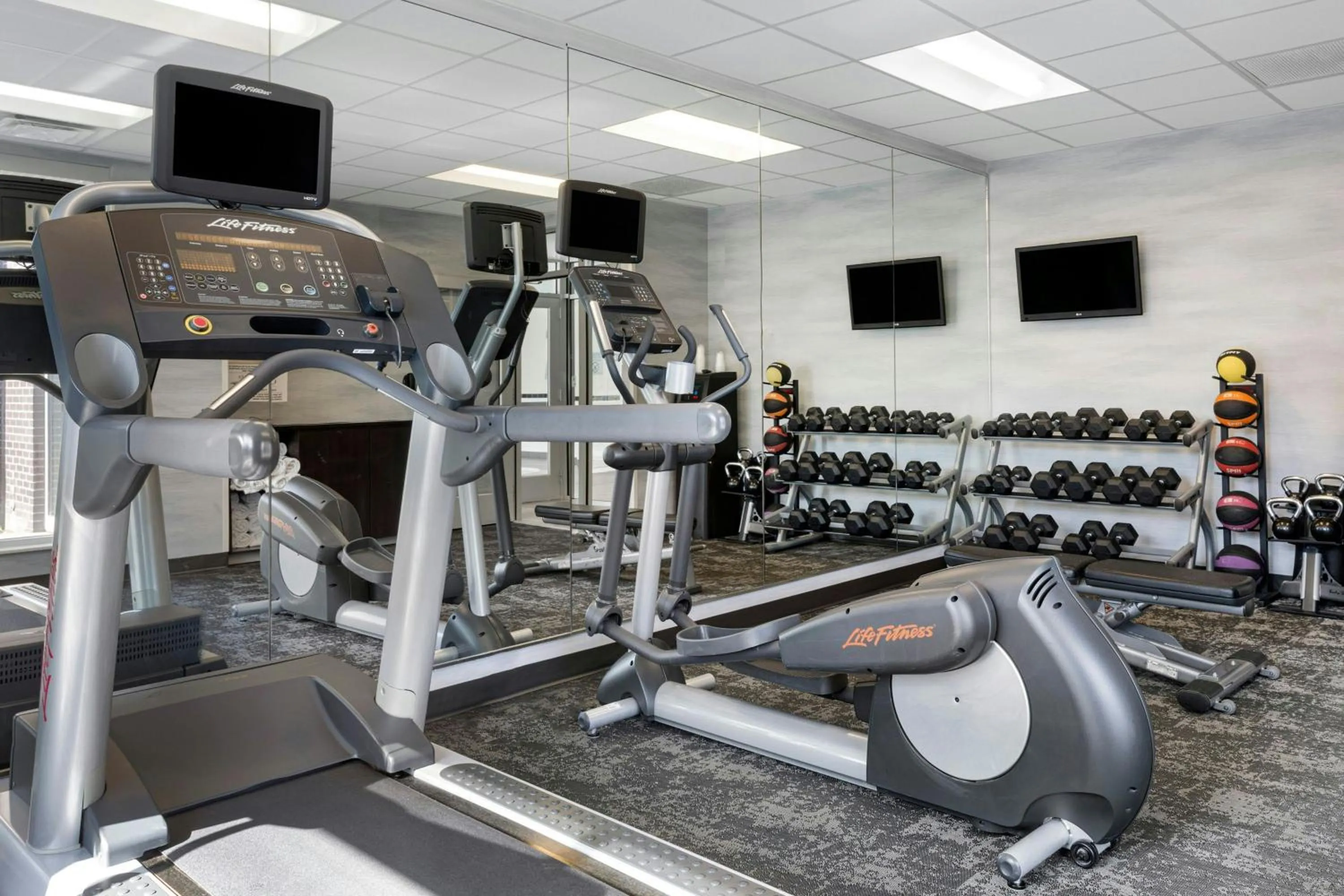 Fitness centre/facilities in Fairfield Inn & Suites by Marriott Wentzville