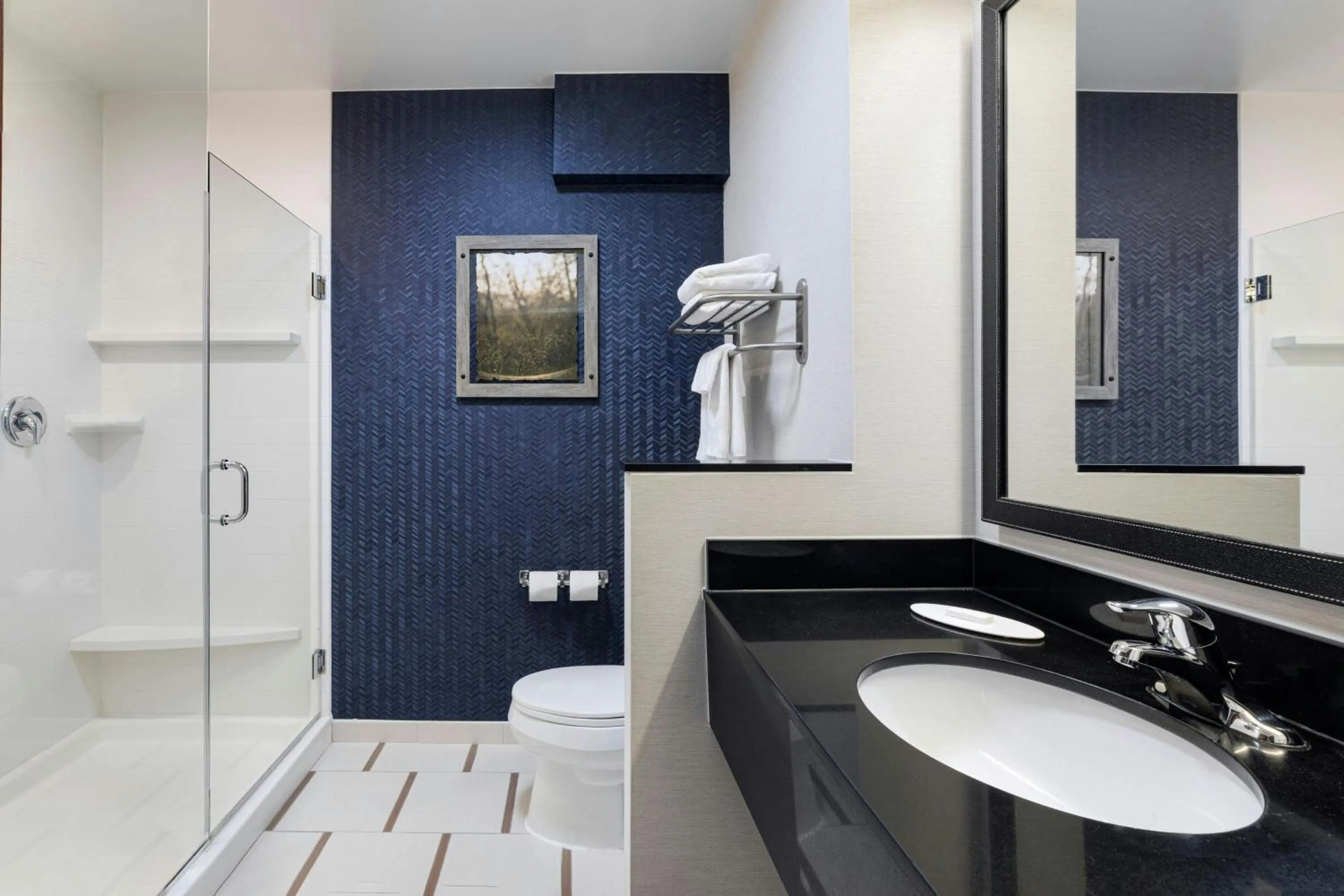 Bathroom in Fairfield Inn & Suites by Marriott Wentzville