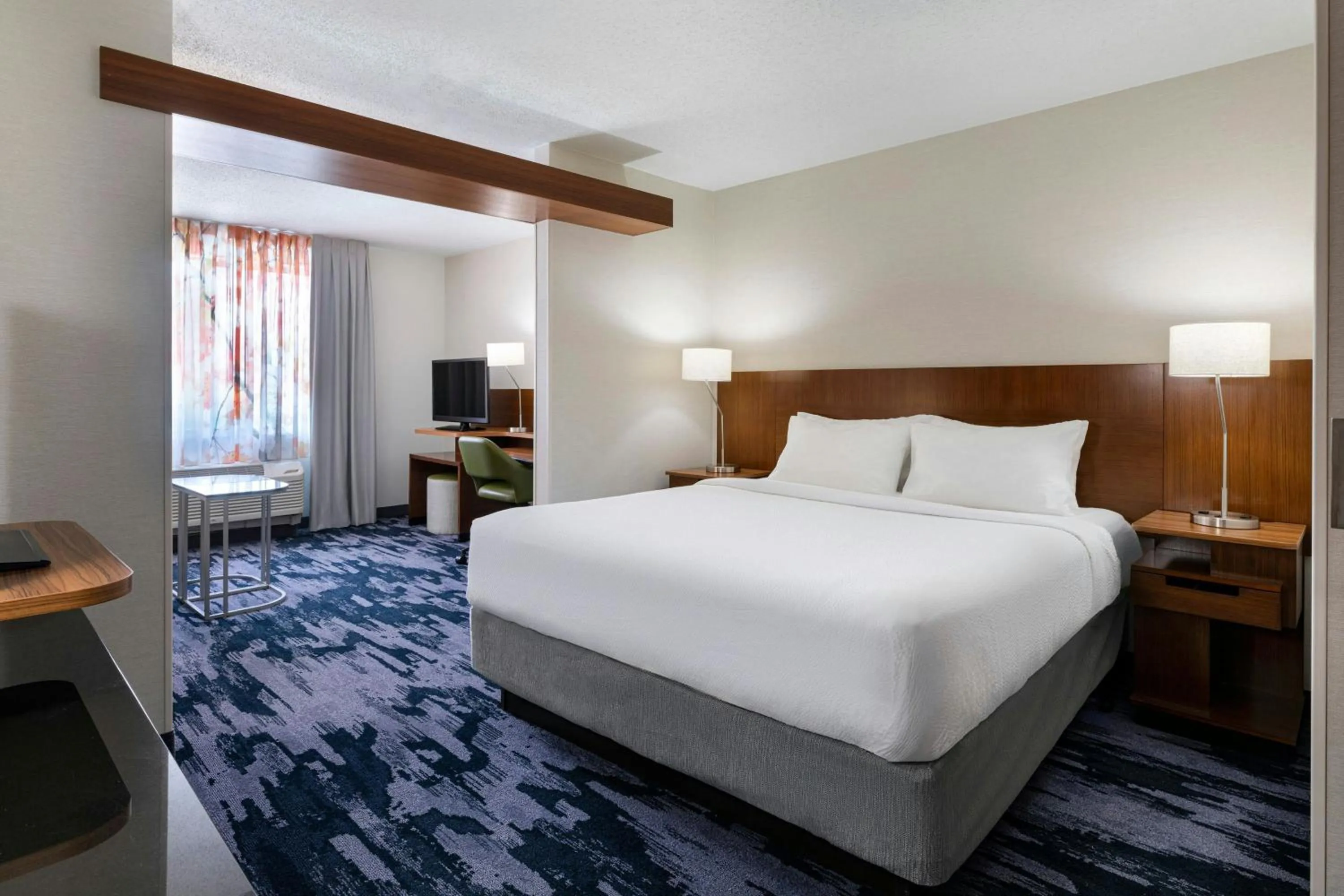 Photo of the whole room, Bed in Fairfield Inn & Suites by Marriott Wentzville