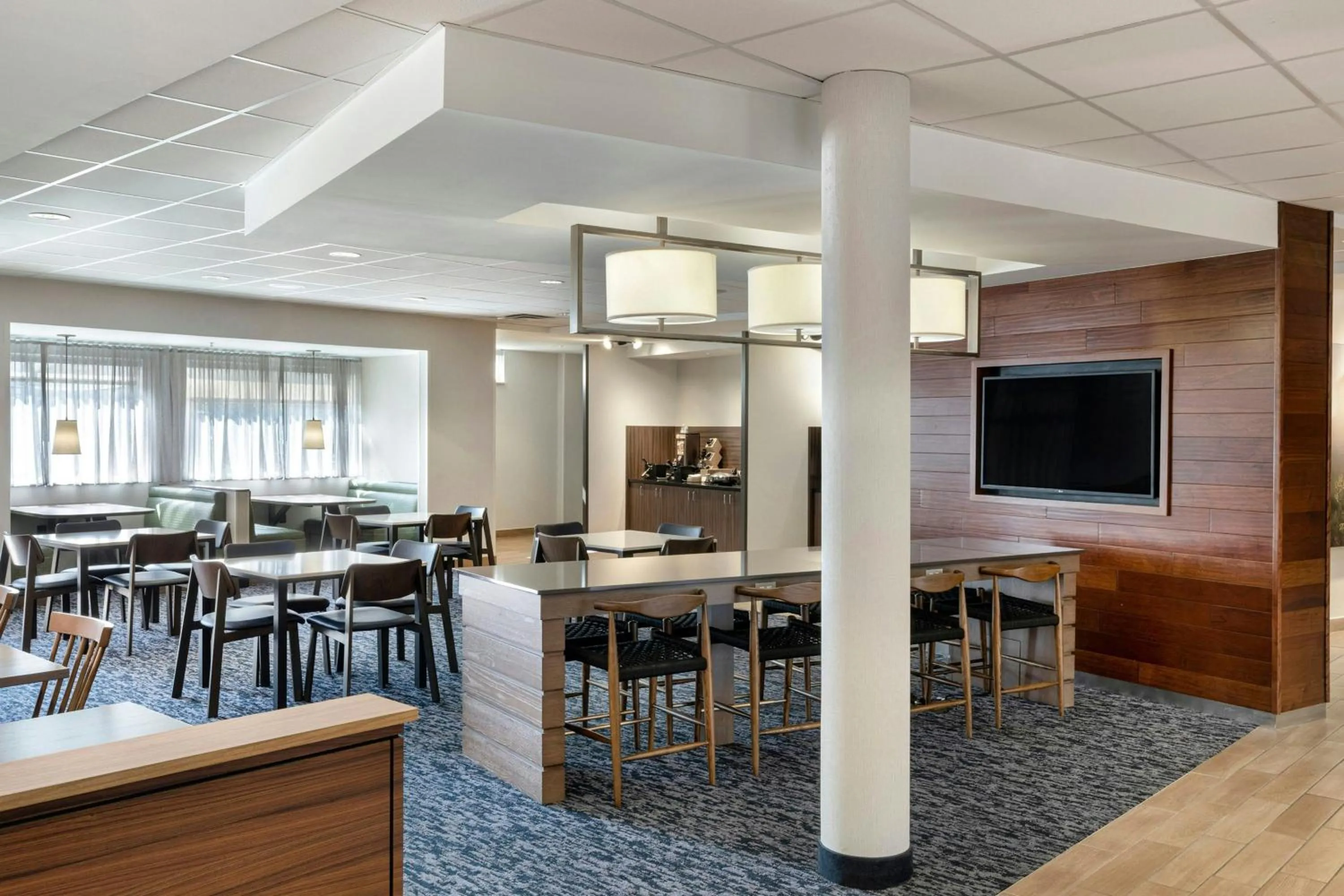 Breakfast in Fairfield Inn & Suites by Marriott Wentzville