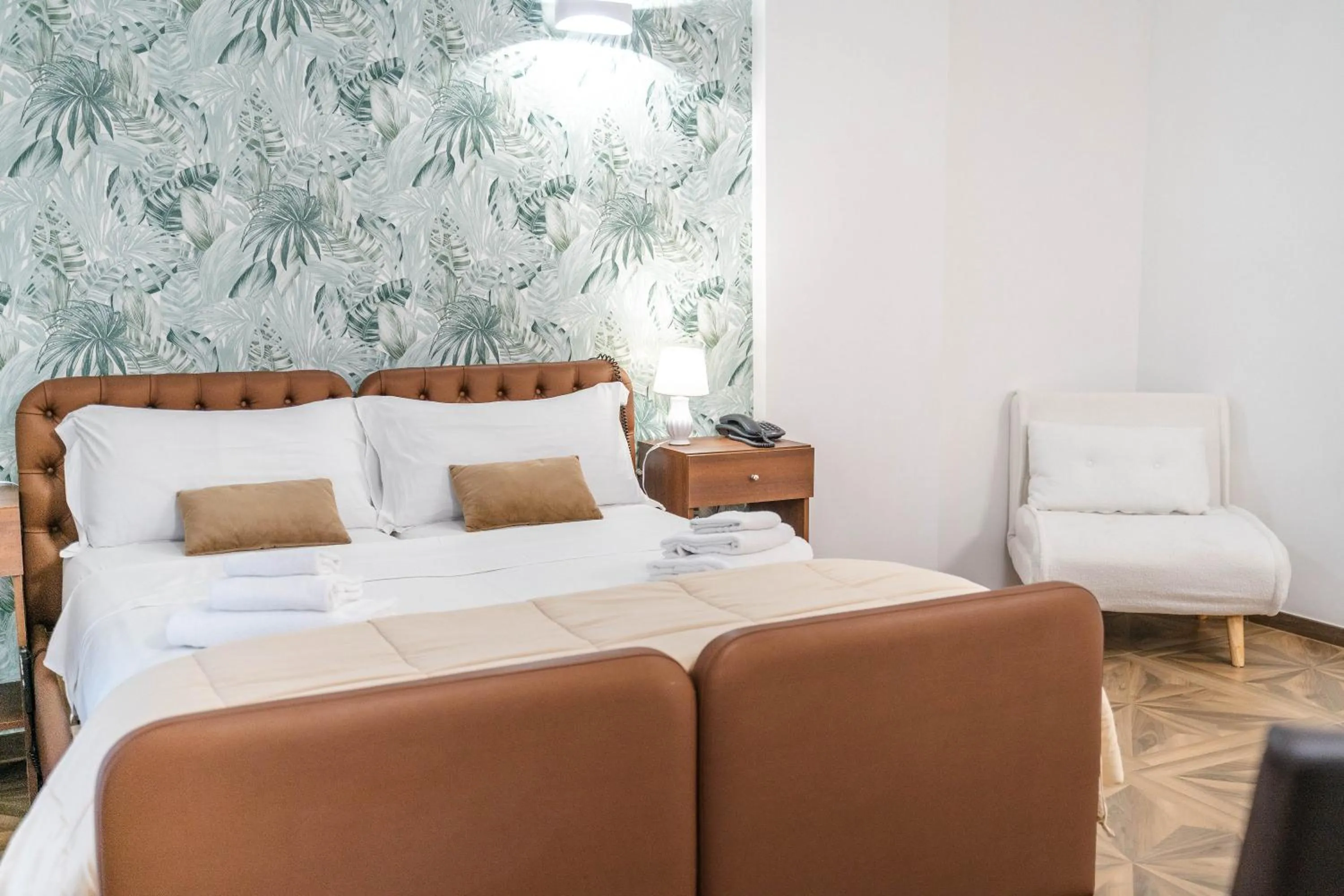 Bedroom, Bed in Kairos Hotel