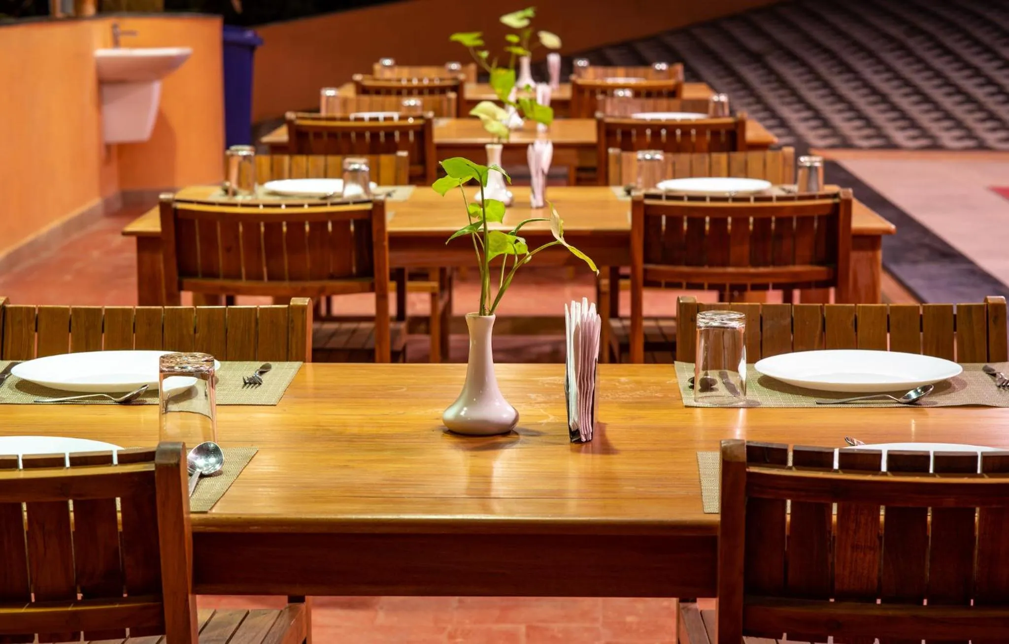 Restaurant/places to eat in Kalpavanam Heritage Resort