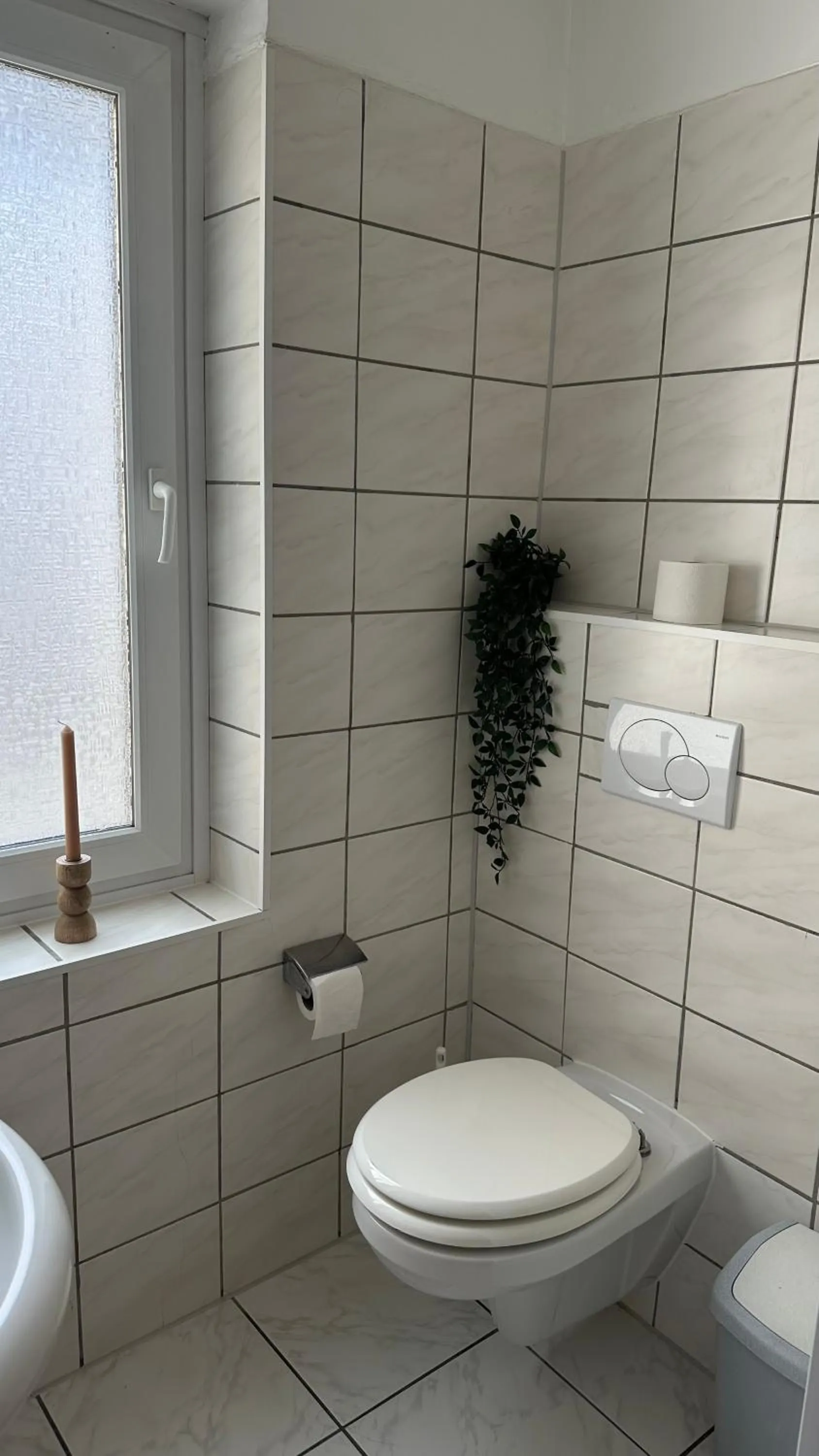 Shower in Hotel Falk