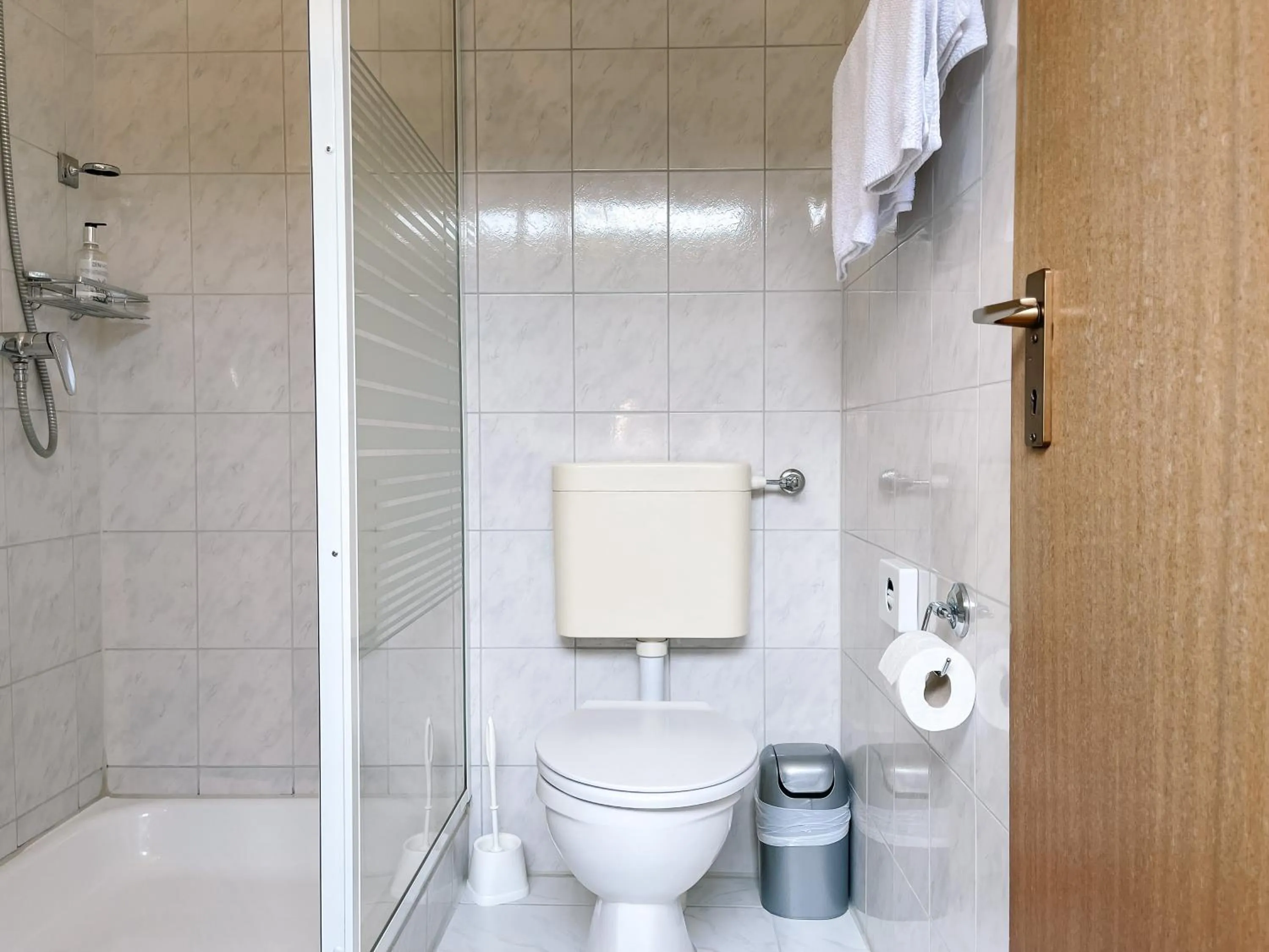 Bathroom in Hotel Falk