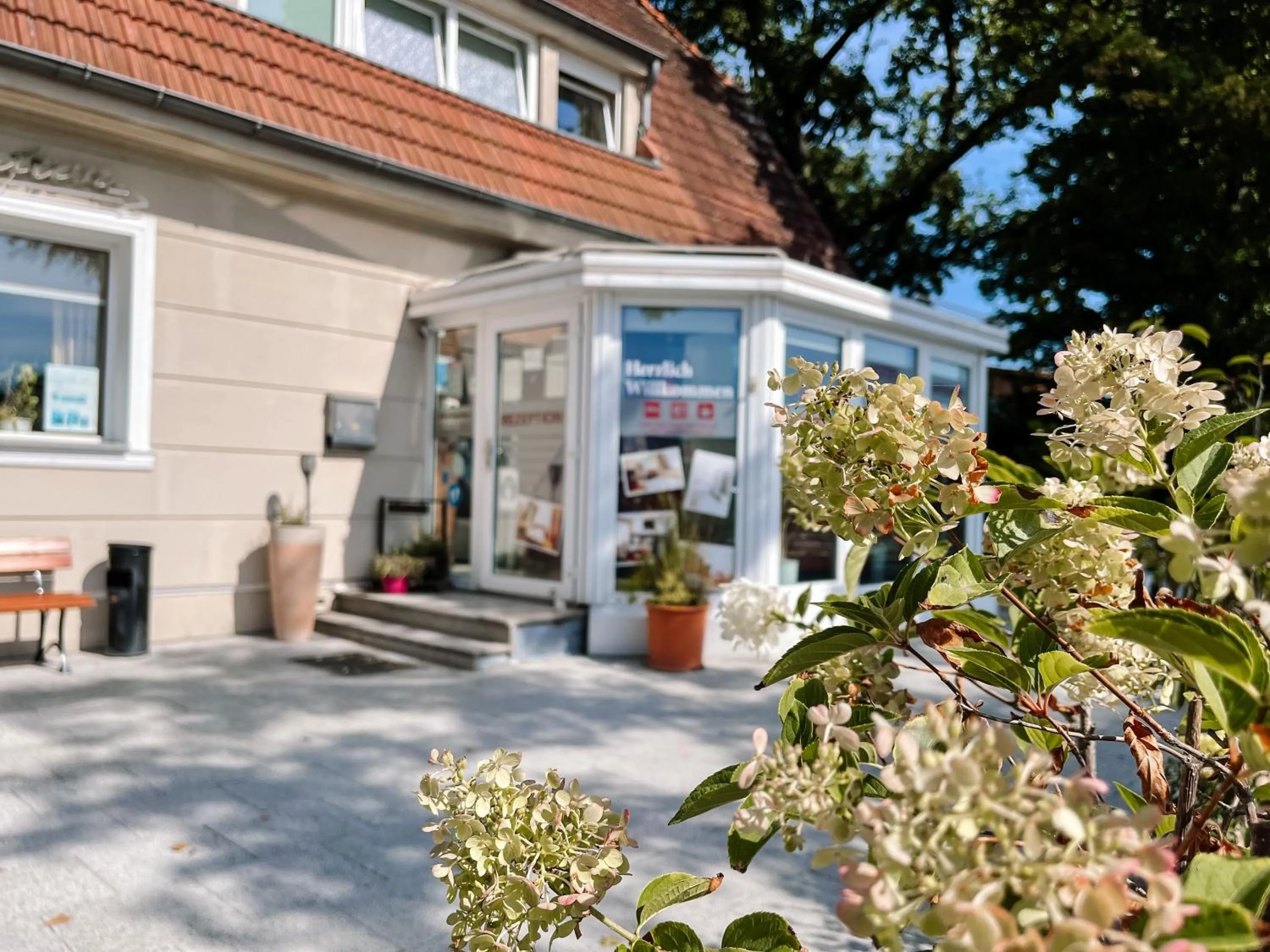 Facade/entrance in Hotel Falk