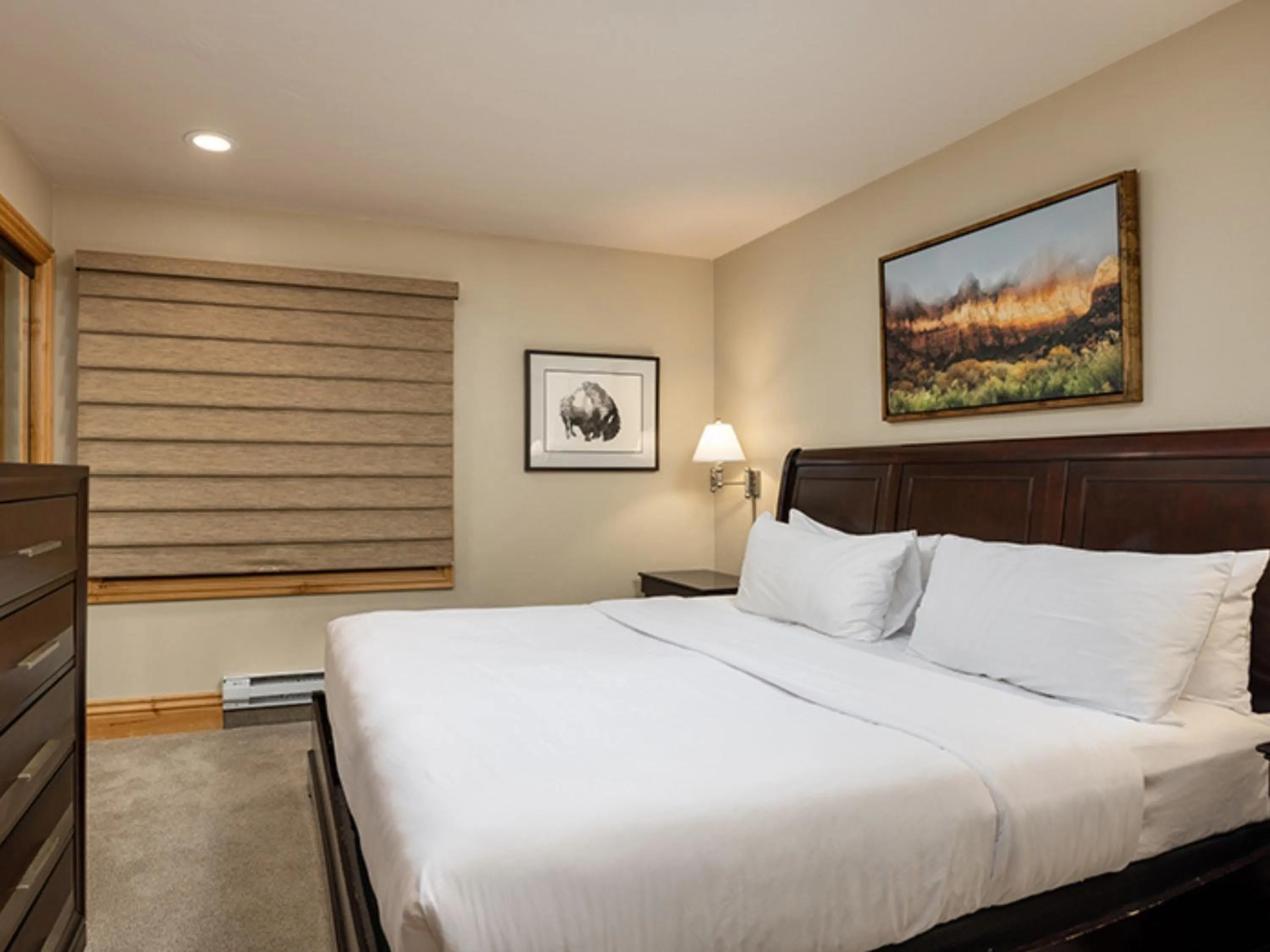 Bedroom, Bed in Montaneros in Vail