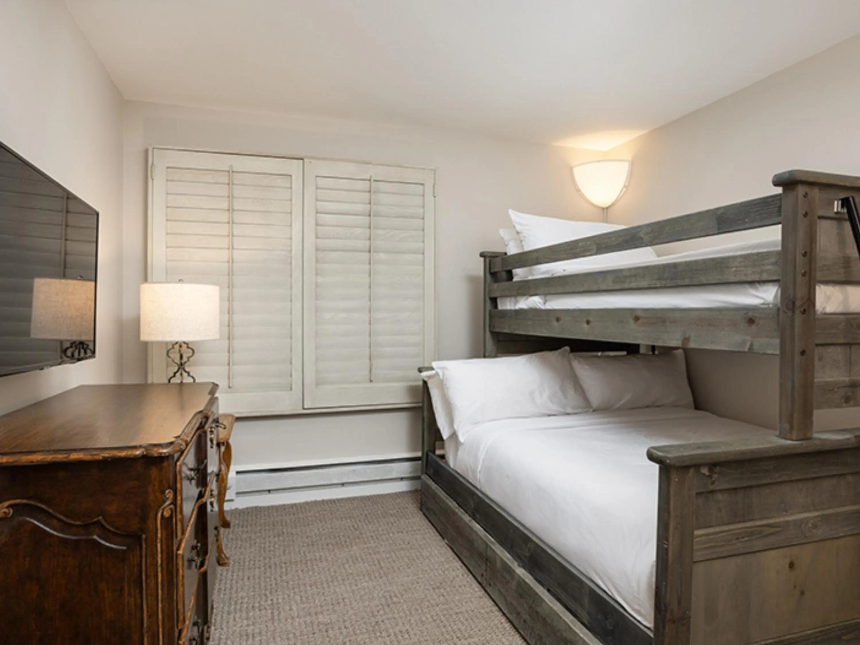 Bedroom, Bed in Montaneros in Vail