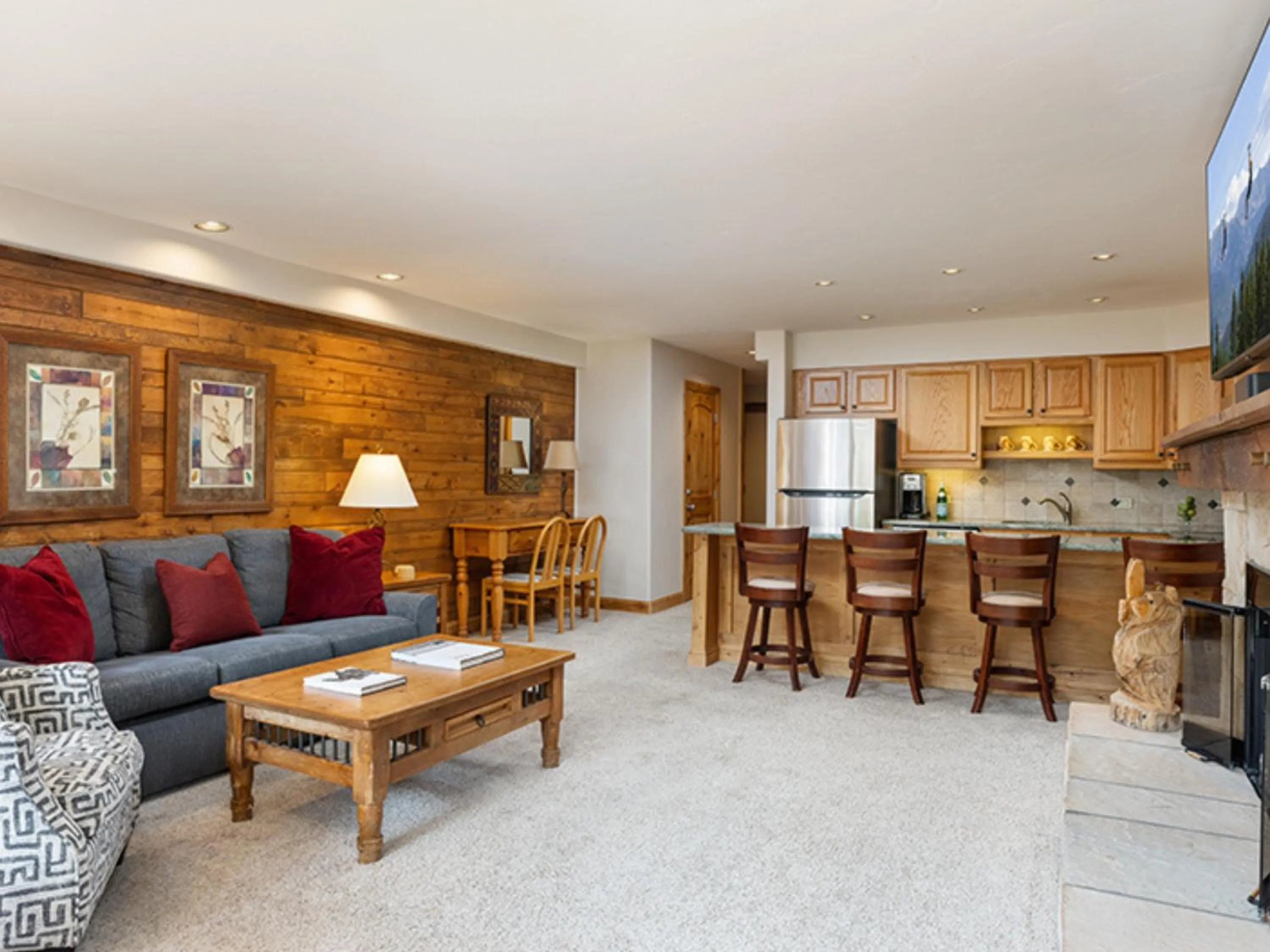 Living room in Montaneros in Vail