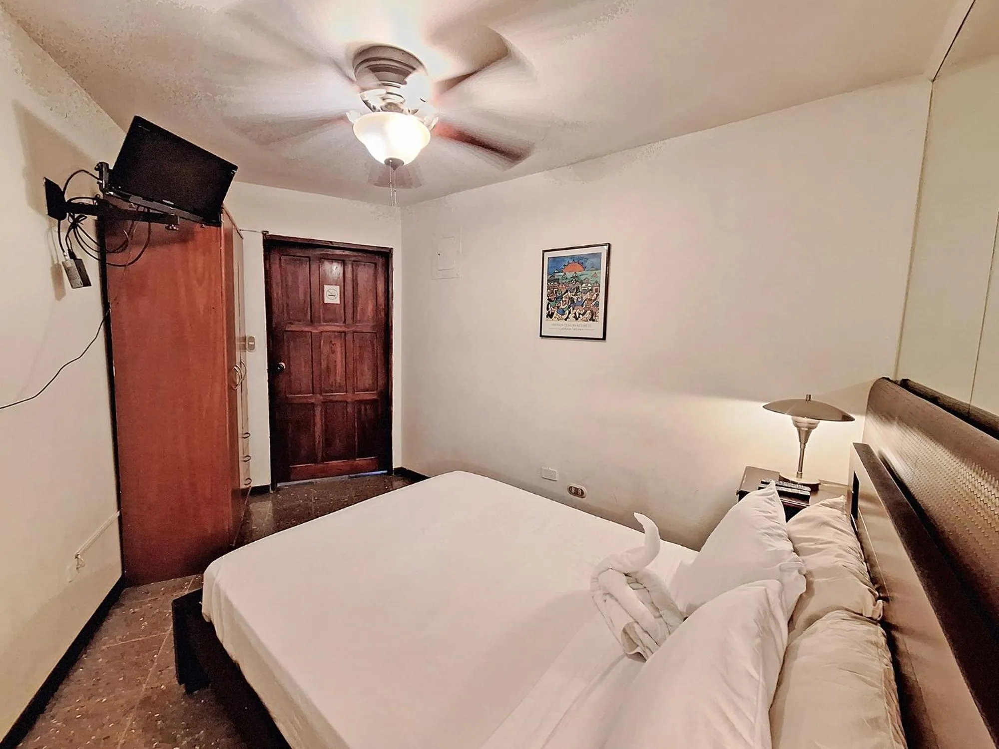 Bed in Colours Oasis Resort ADULT ONLY