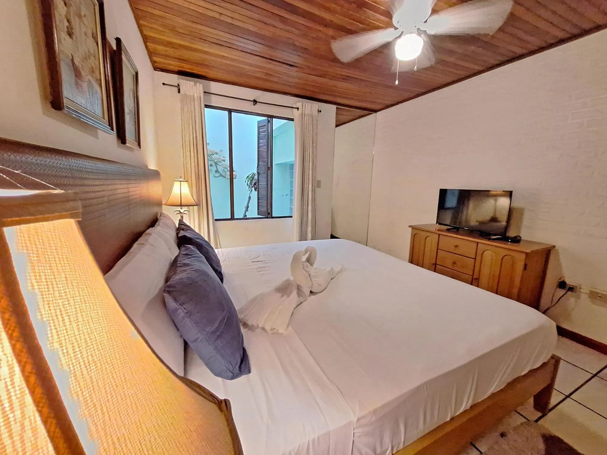 Bed in Colours Oasis Resort ADULT ONLY