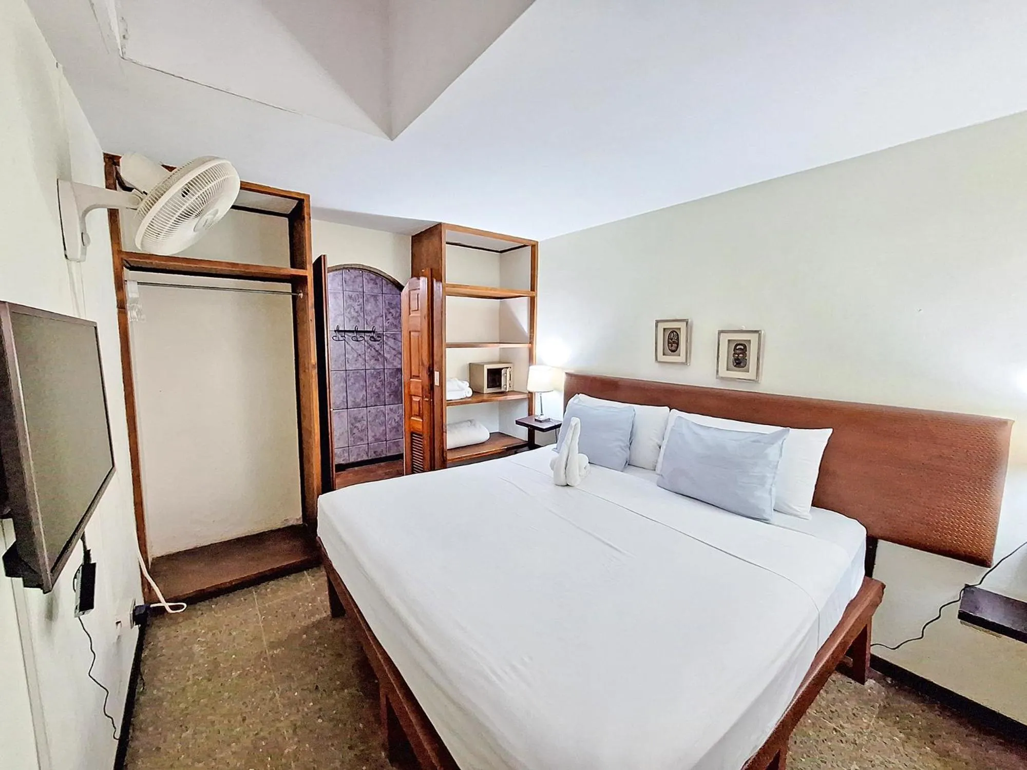 Bed in Colours Oasis Resort ADULT ONLY