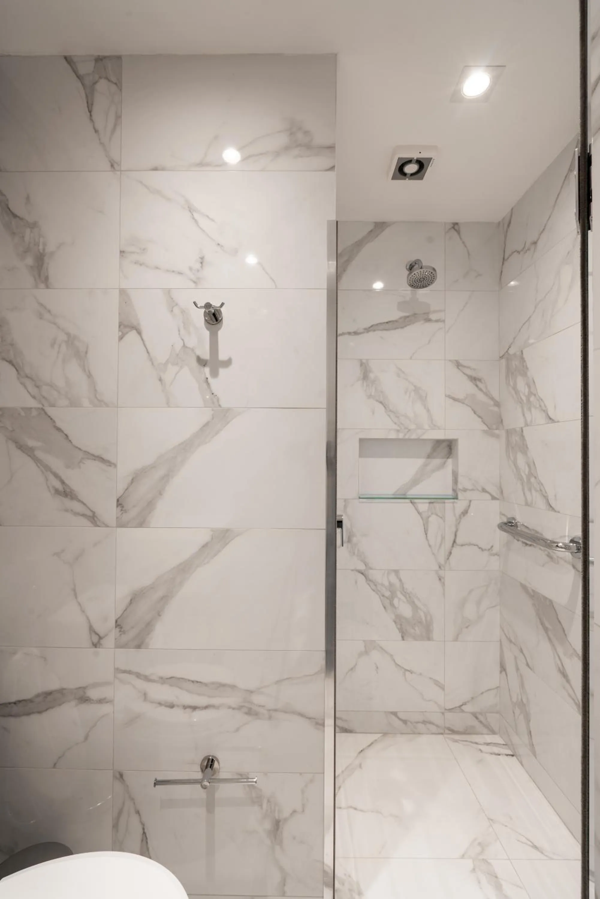 Bathroom in Slaviero Chapecó - Pet Friendly - Próximo a EFAPI