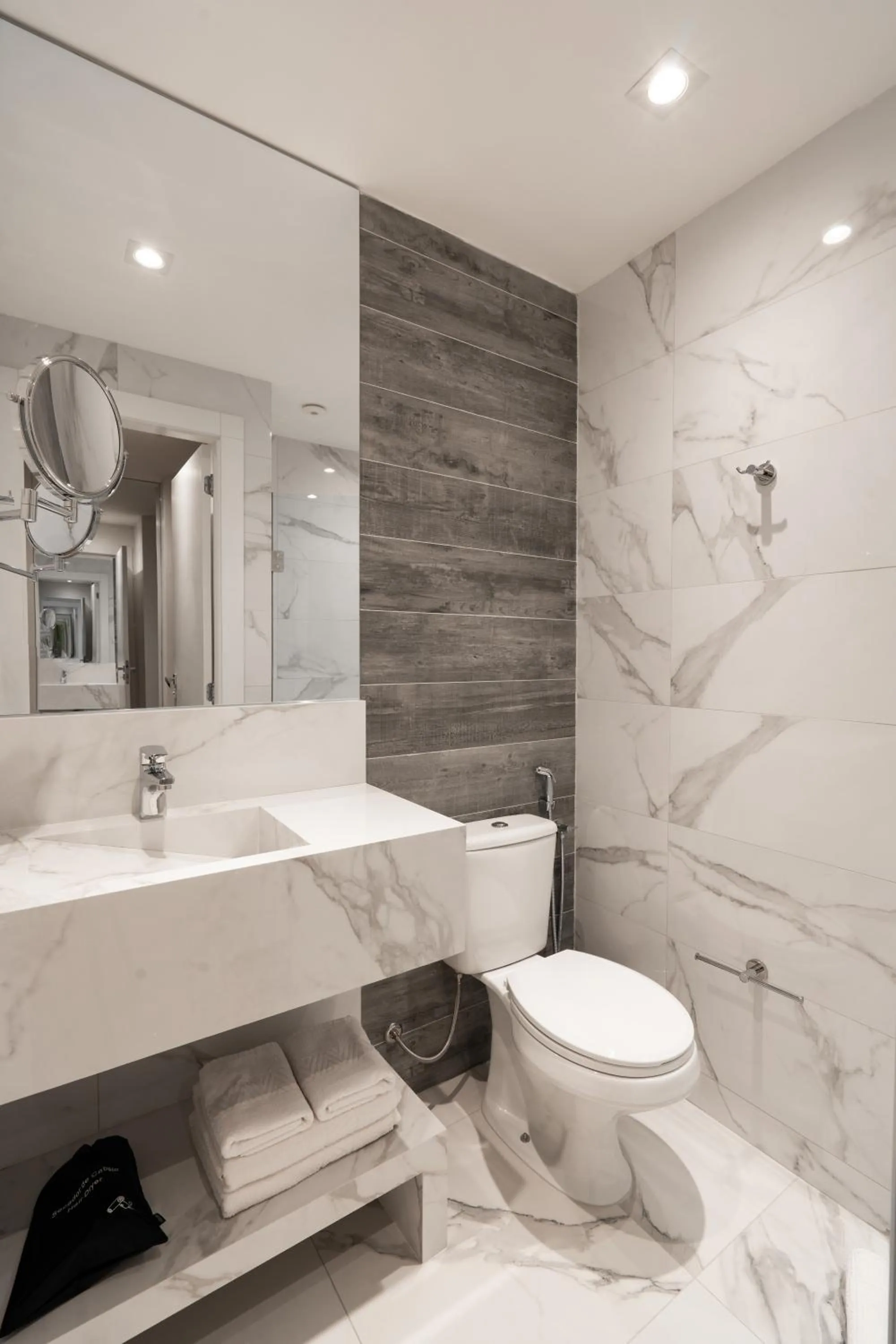 Toilet in Slaviero Chapecó - Pet Friendly - Próximo a EFAPI