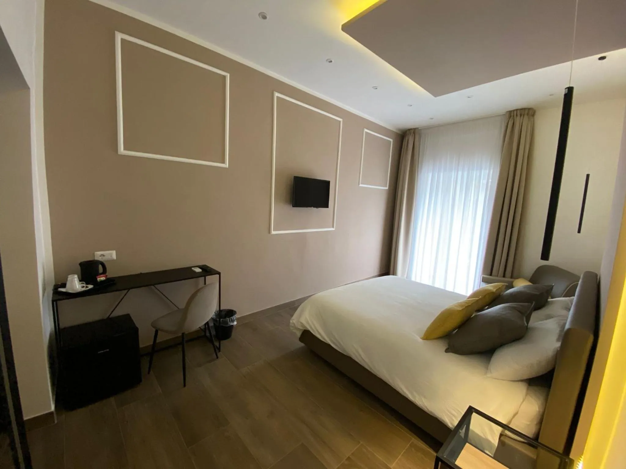 Photo of the whole room, Bed in Salotto Toledo