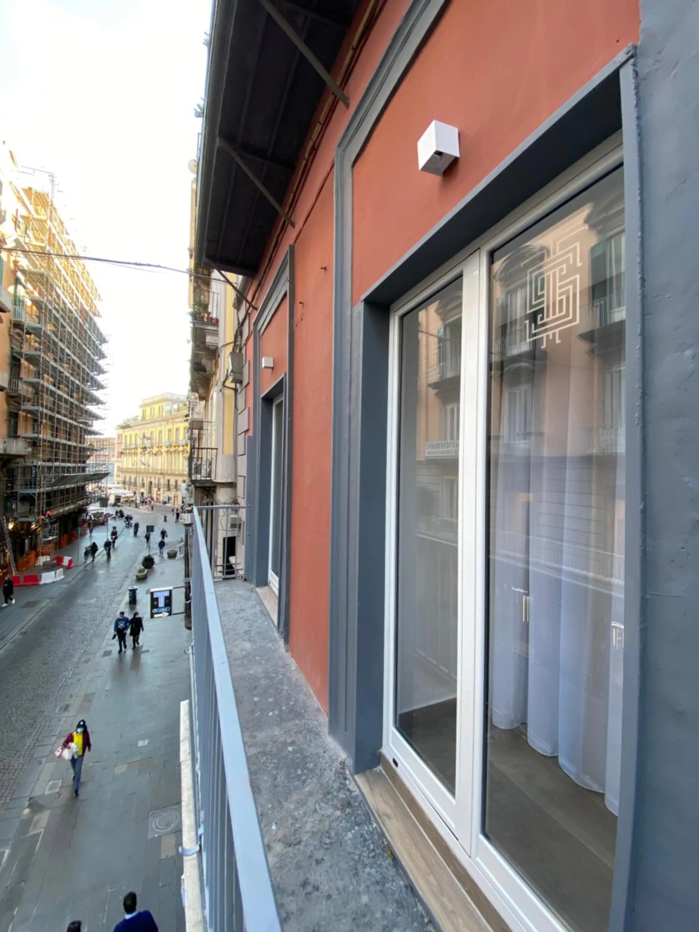 City view in Salotto Toledo