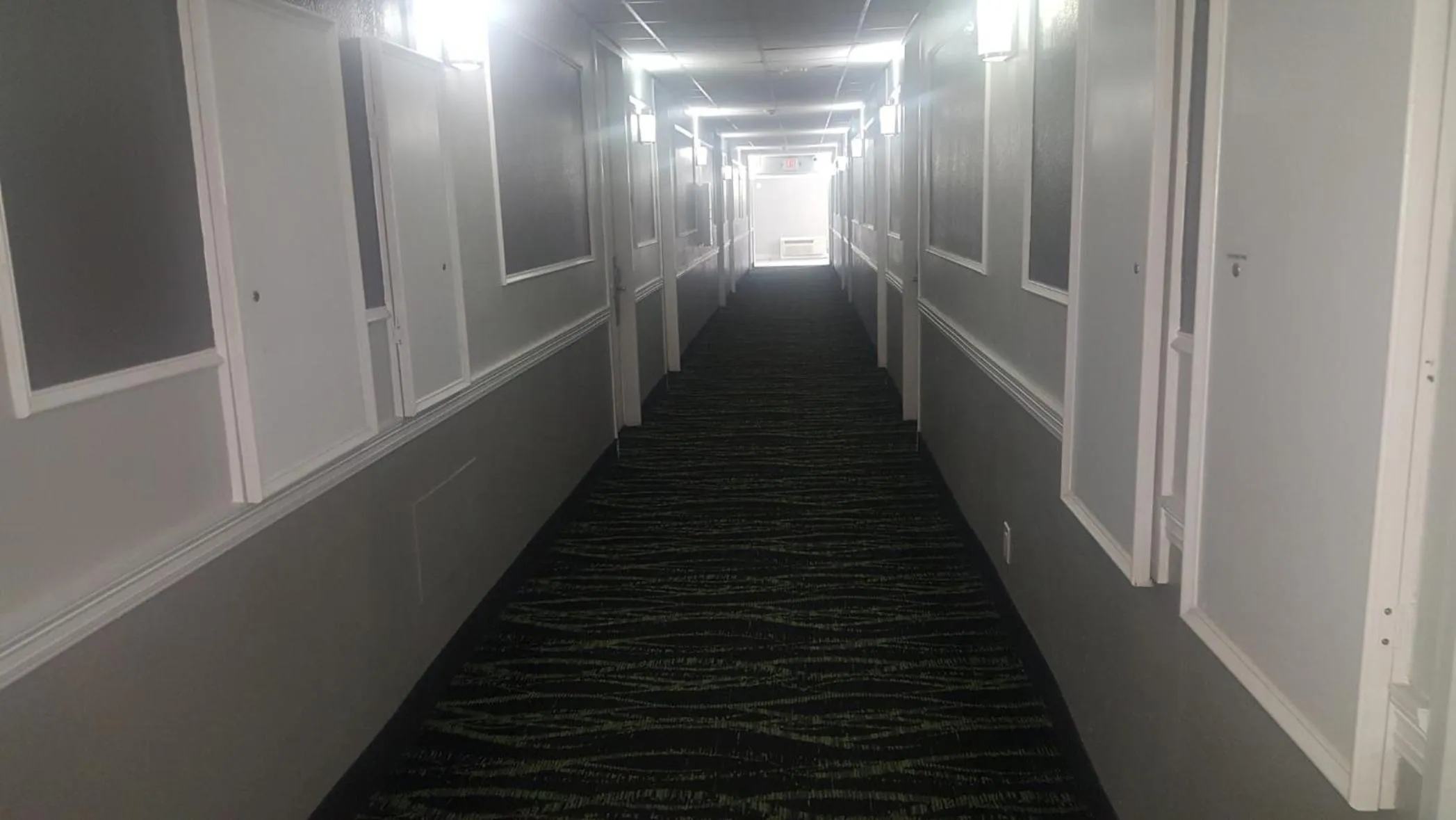 Decorative detail in Baymont by Wyndham Pensacola