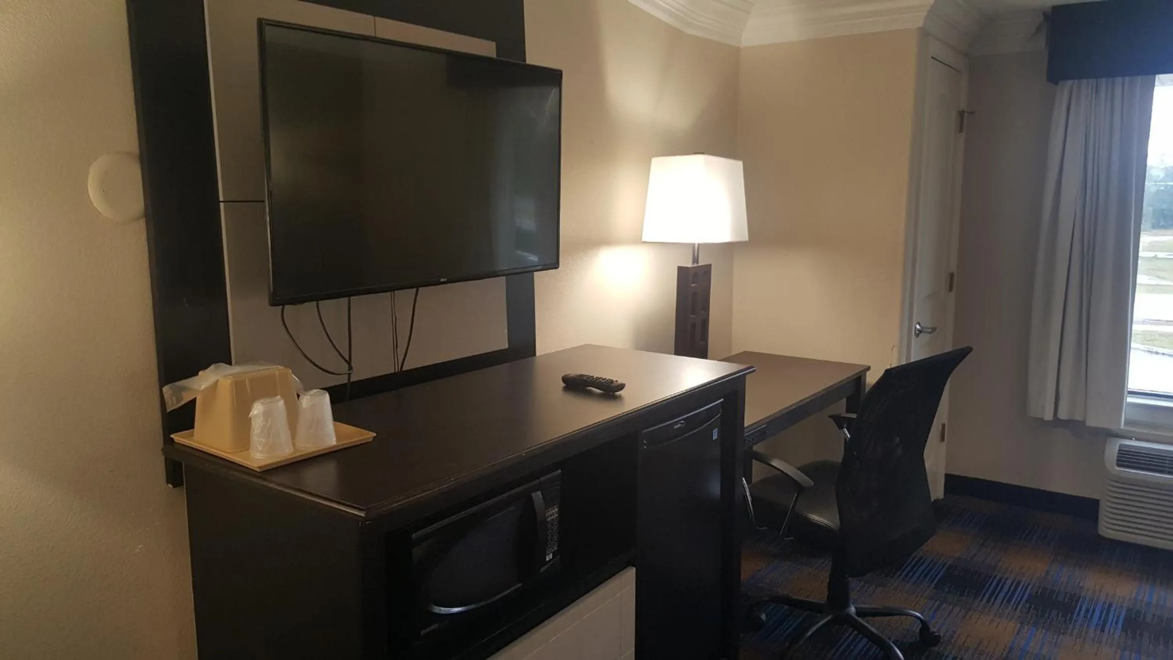 TV and multimedia, TV/Entertainment Center in Baymont by Wyndham Pensacola