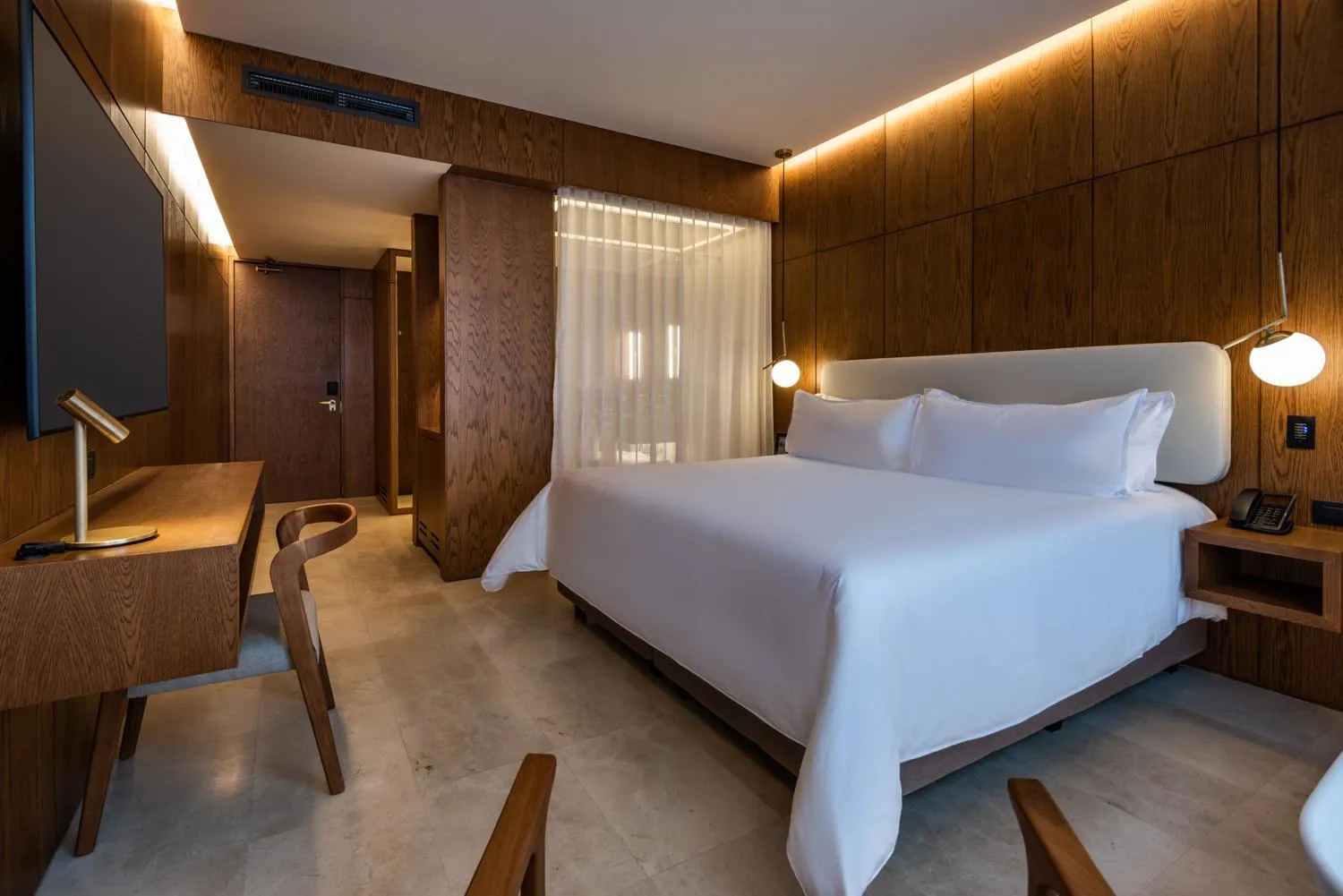 Photo of the whole room, Bed in Elcielo Hotel Luxury Medellin