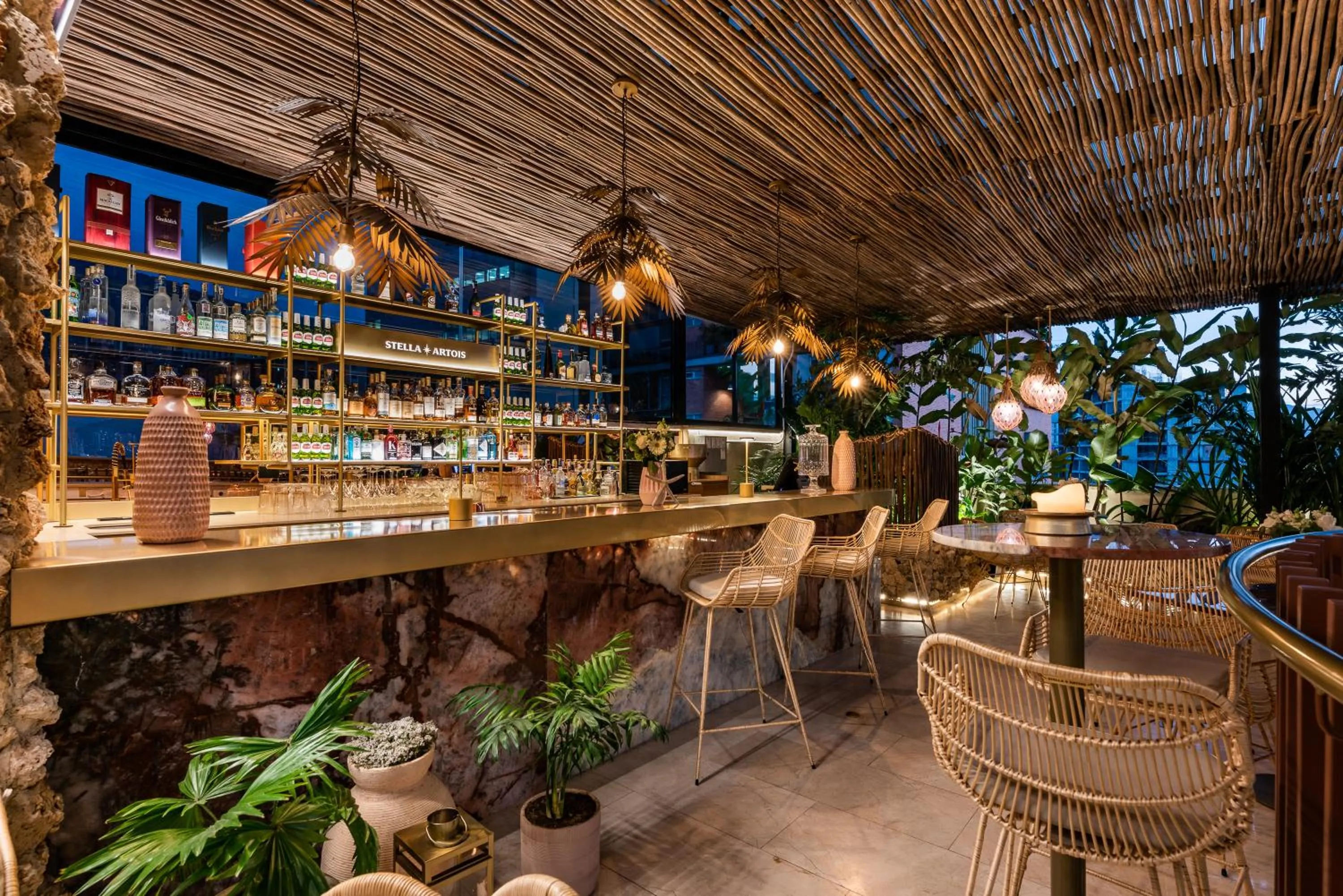 Lounge or bar in Elcielo Hotel Luxury Medellin