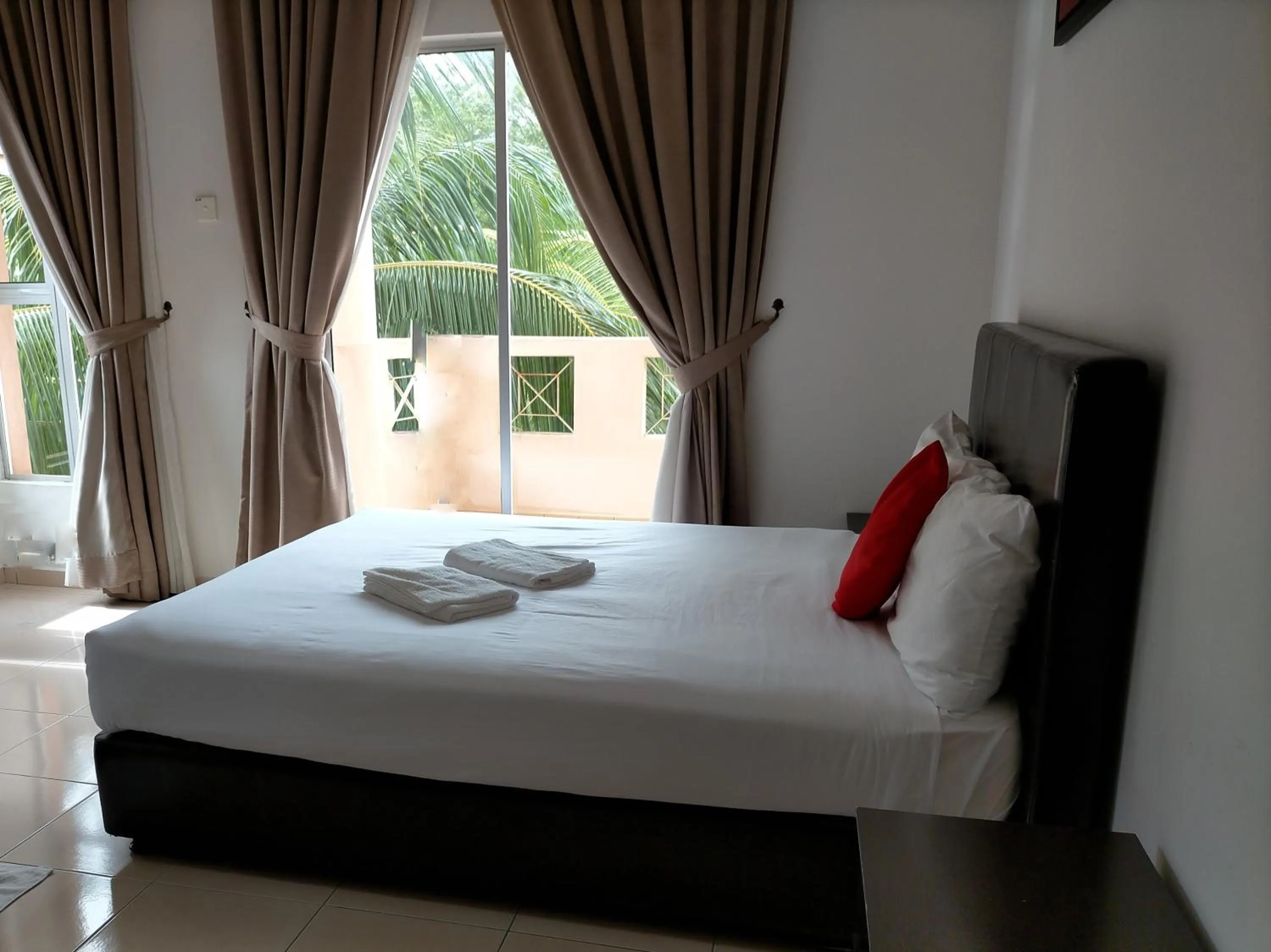 Bed in Seri Bayu Resort Hotel