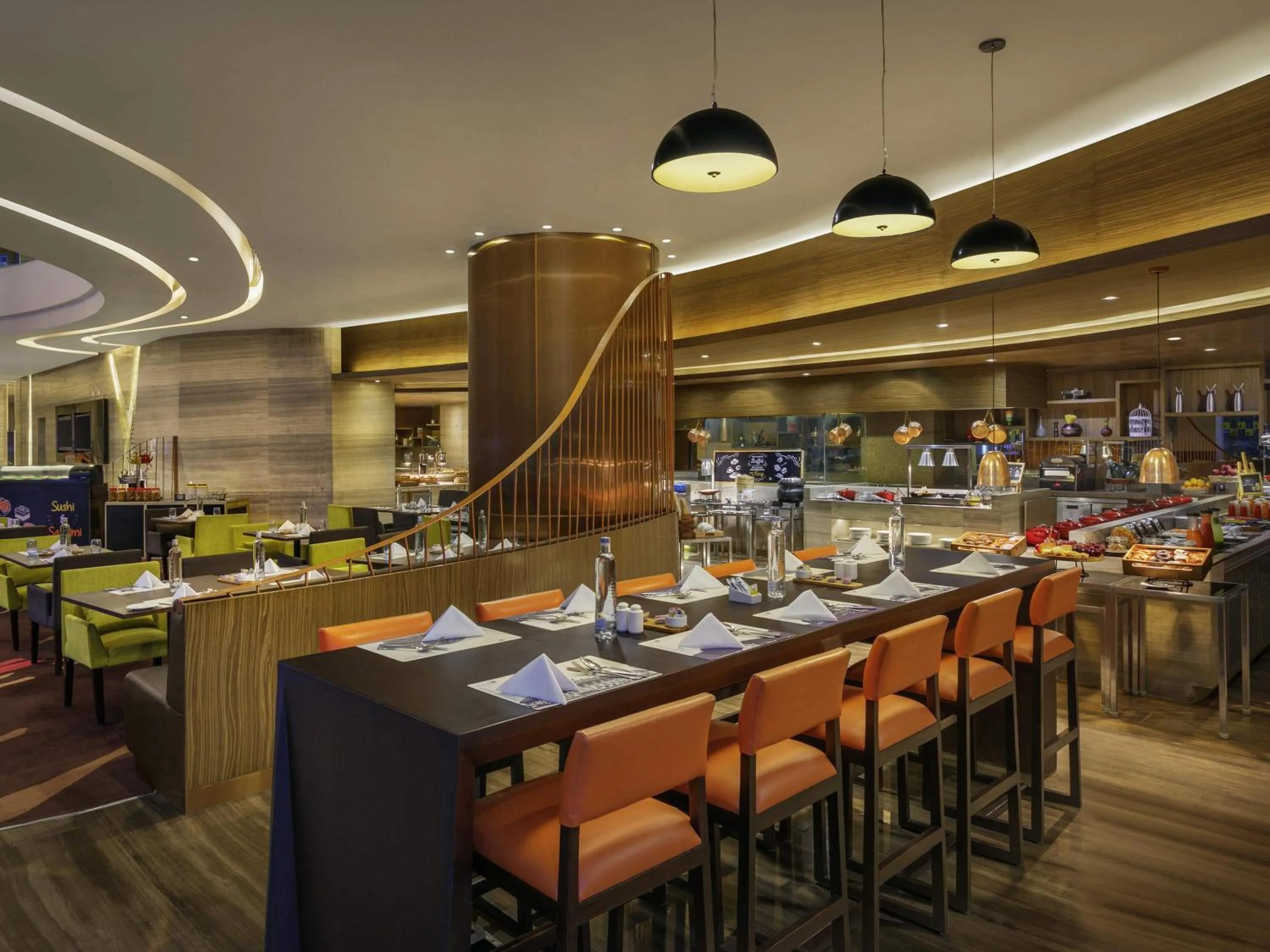 Restaurant/places to eat in Novotel Ahmedabad