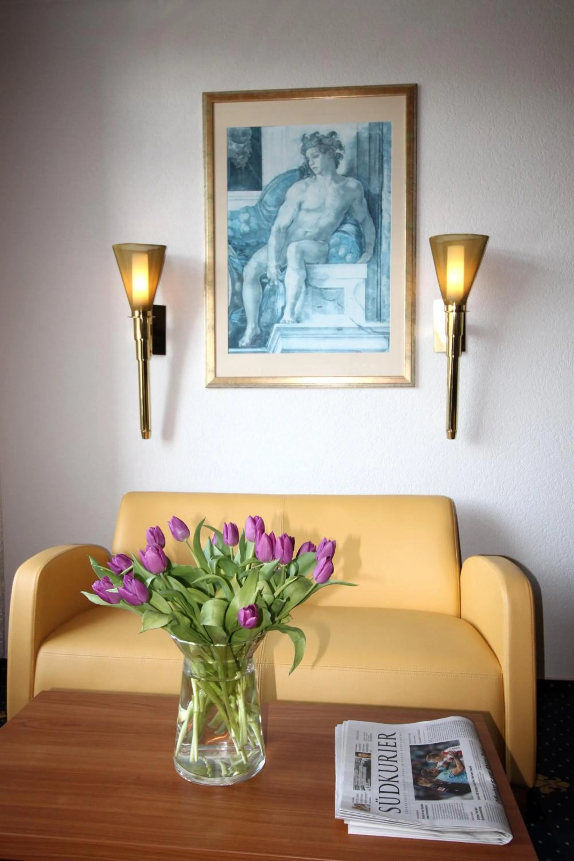 Communal lounge/ TV room in Hotel Garni Eden