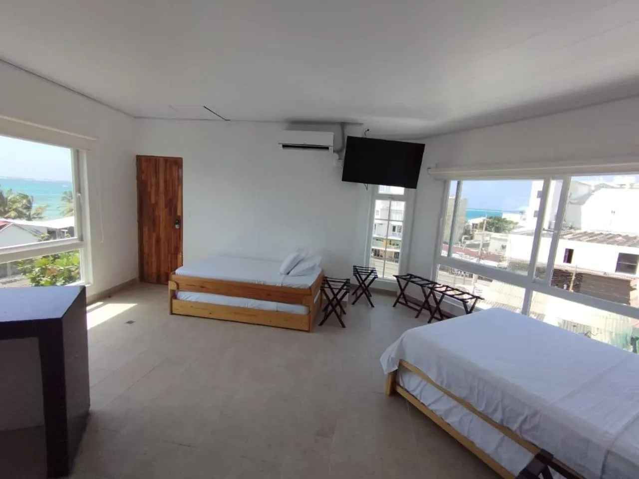 Photo of the whole room in Alojamiento Santa Julia