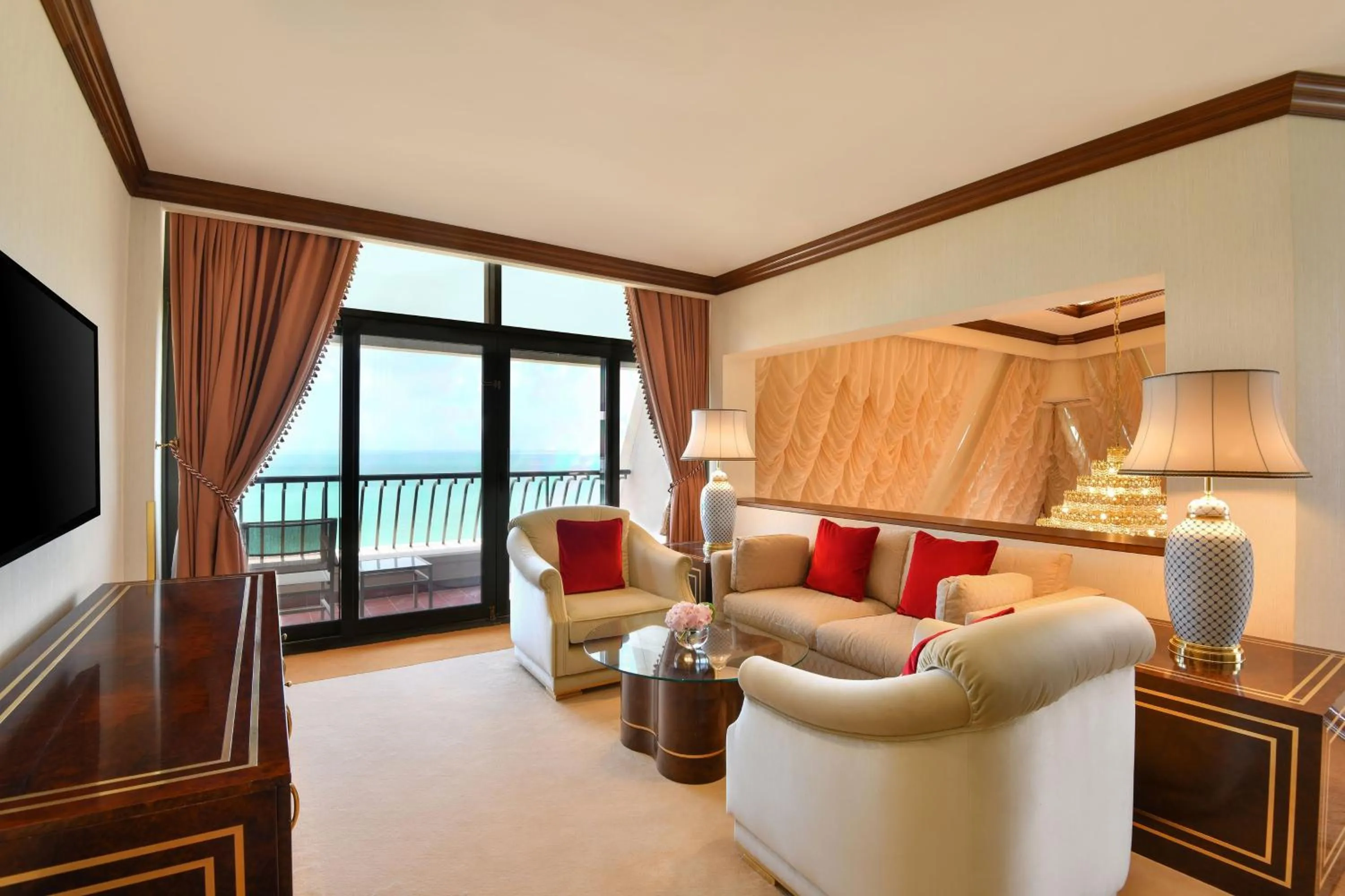 Living room in Sheraton Grand Doha Resort & Convention Hotel