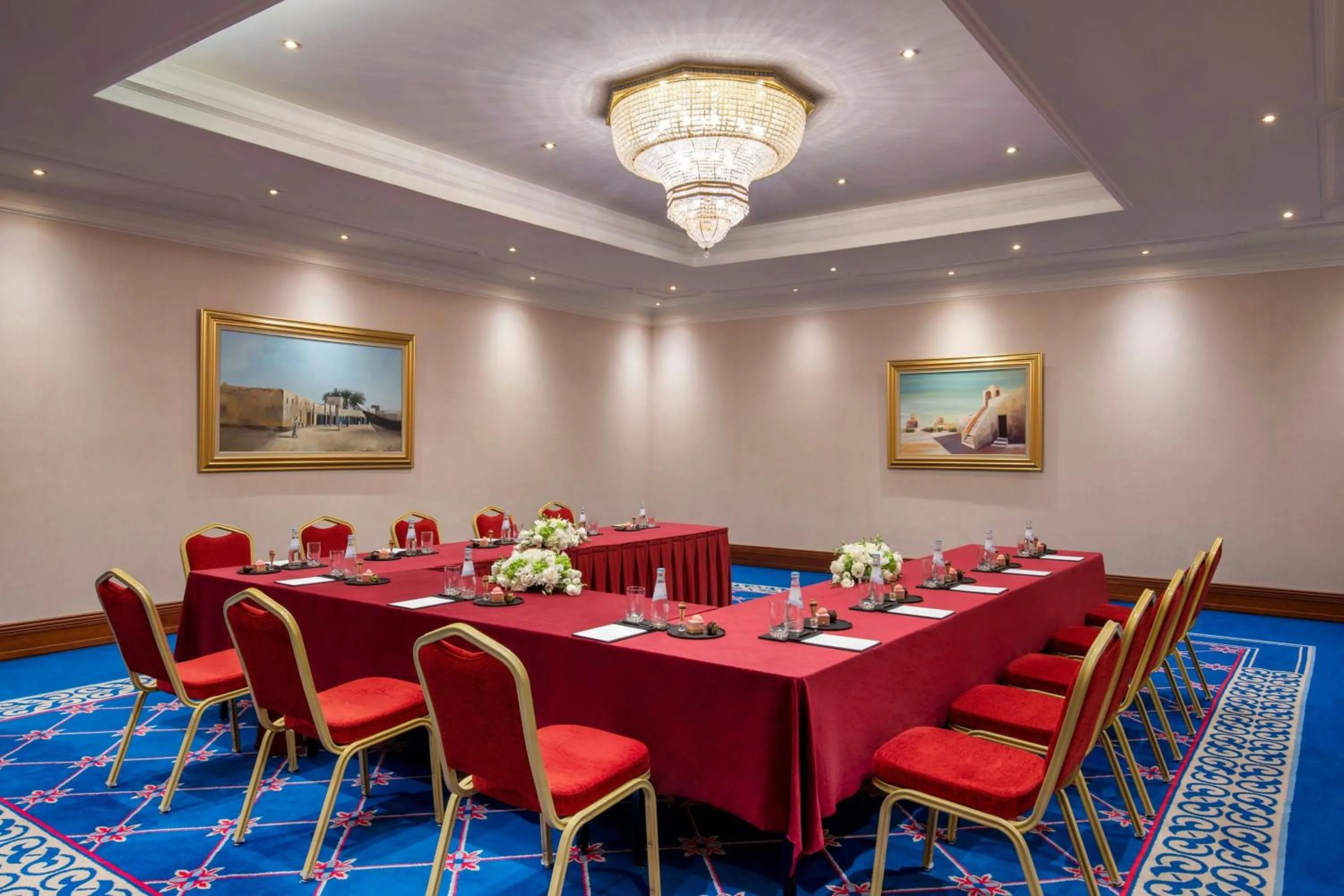 Meeting/conference room in Sheraton Grand Doha Resort & Convention Hotel