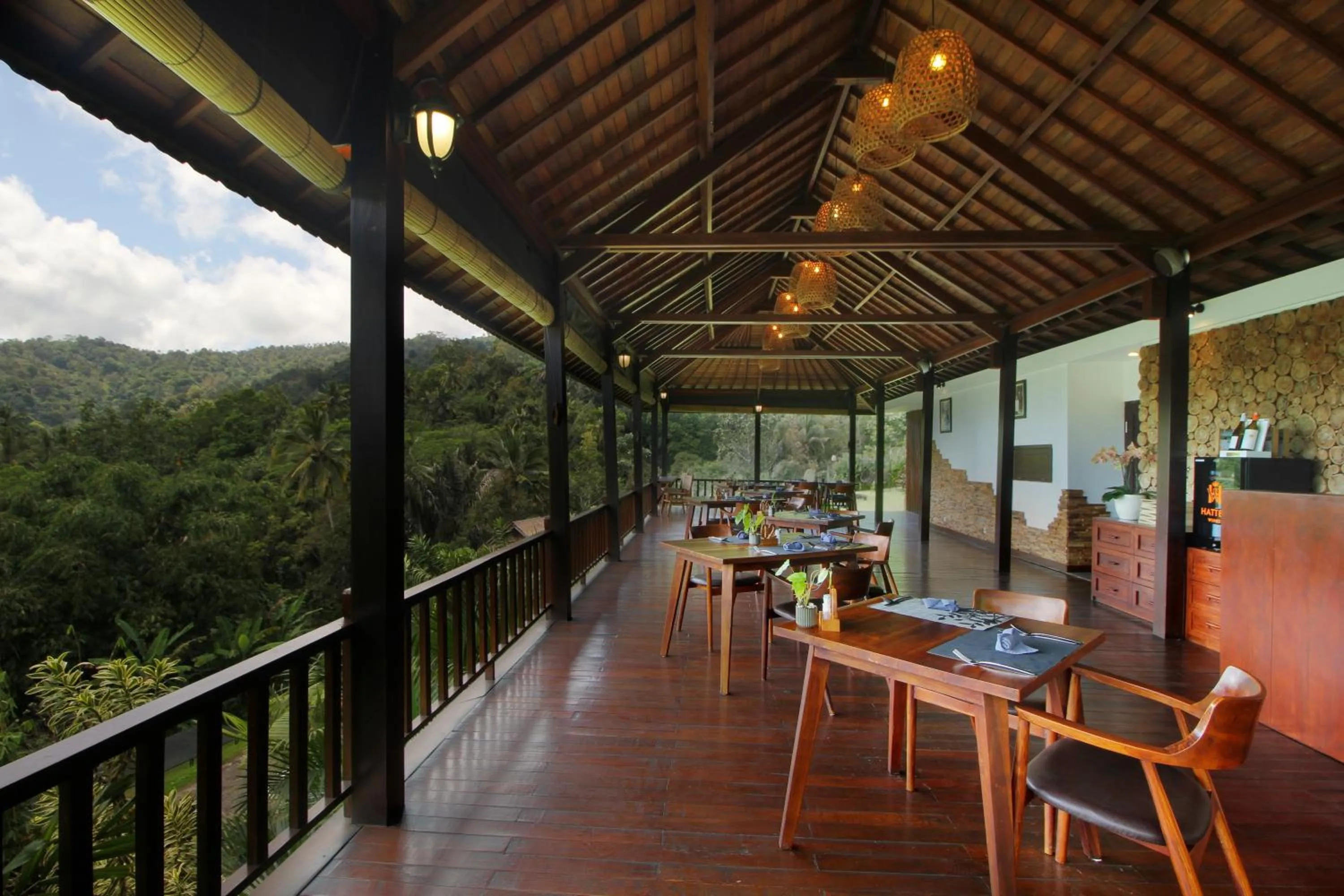 Day in Patal Kikian Villa