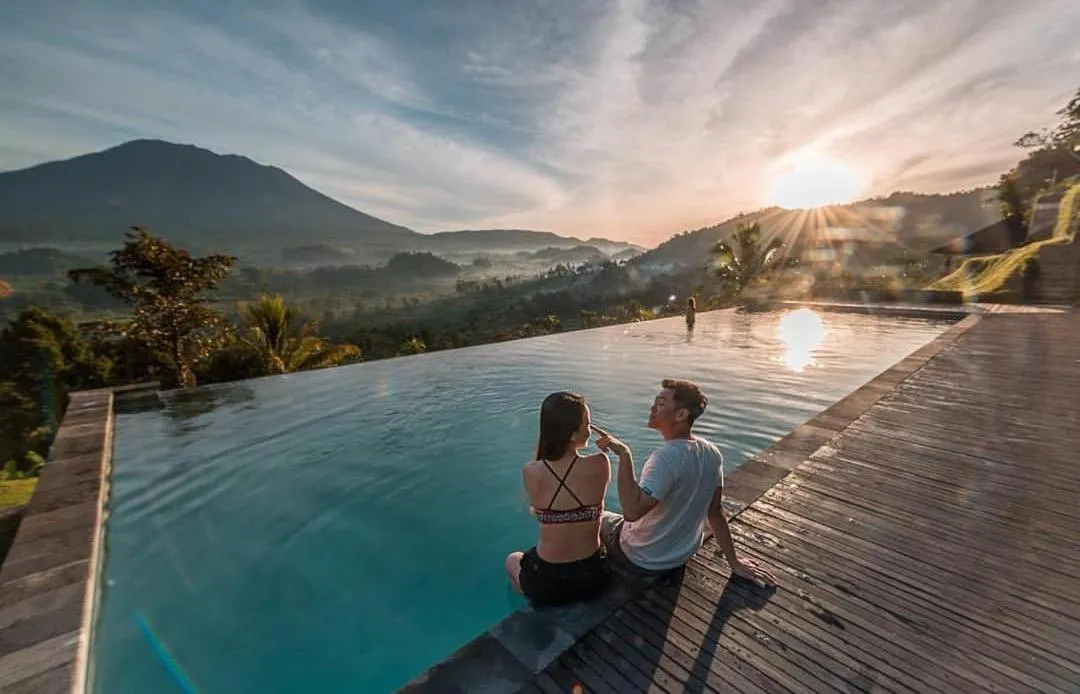 Swimming pool in Patal Kikian Villa