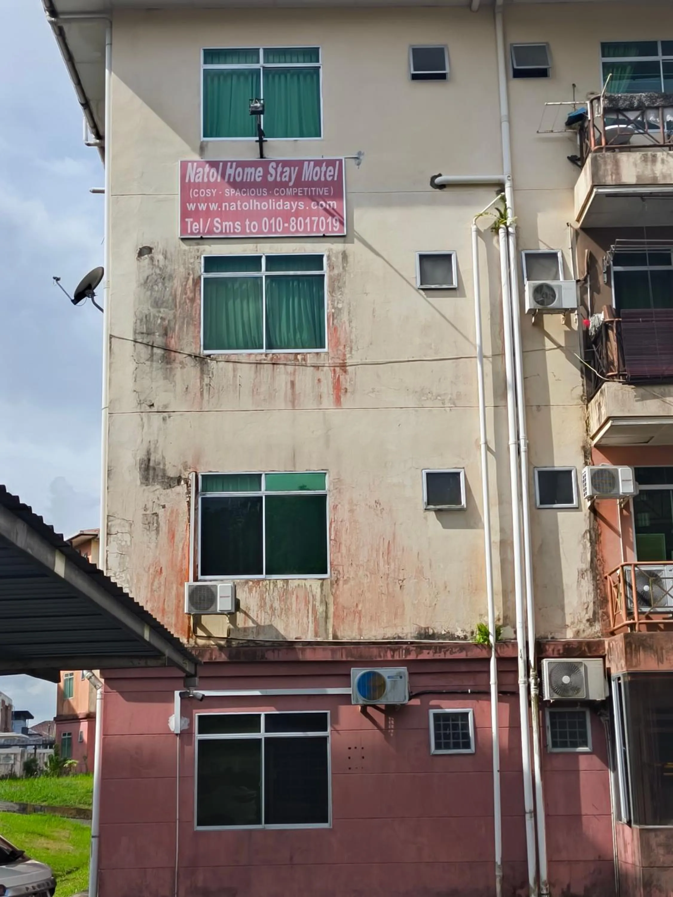 Property building in Natol Homestay - Kuching Home Penthouse Airport Road