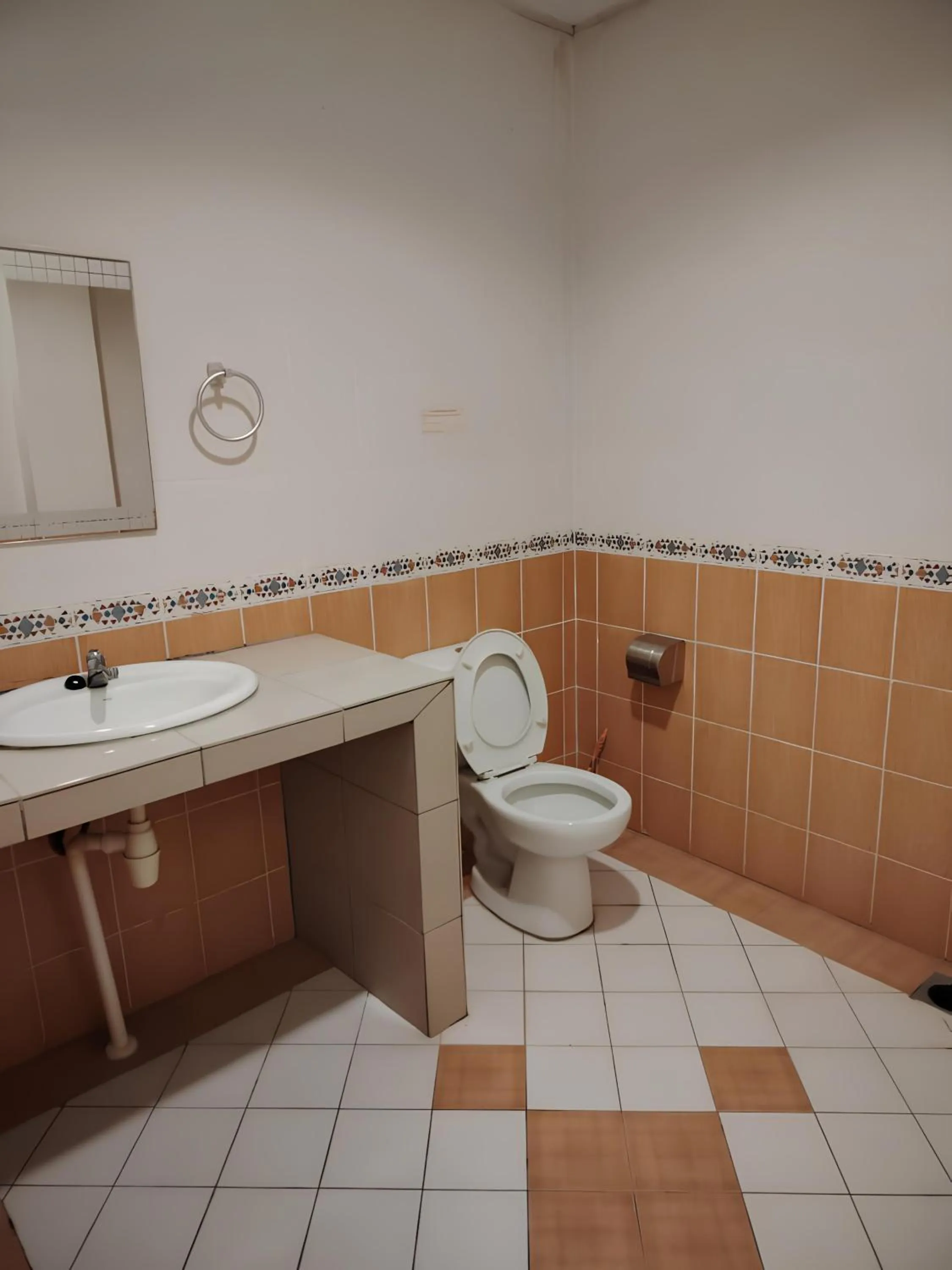 Toilet in Natol Homestay - Kuching Home Penthouse Airport Road