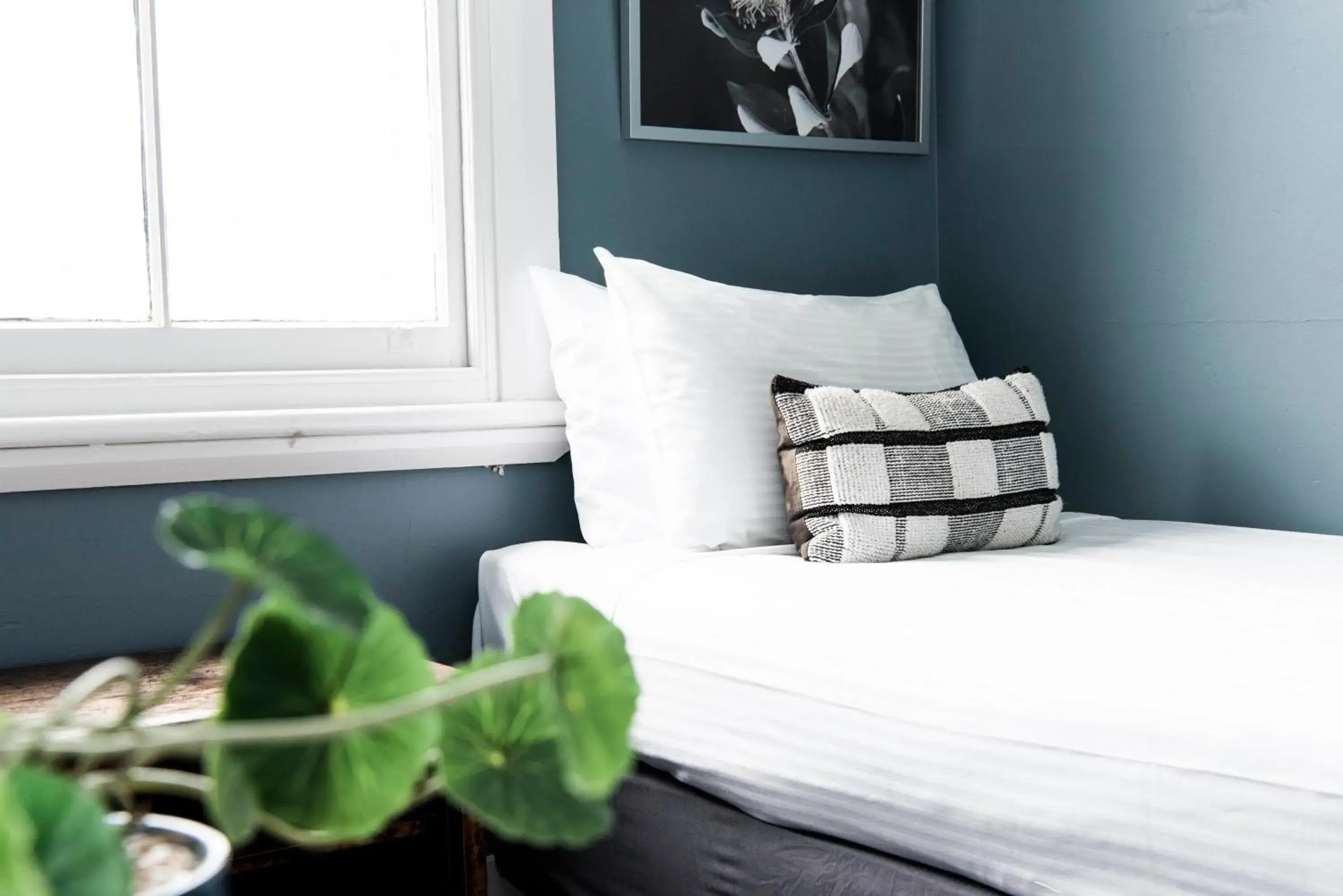 Basic Triple Room with Shared Bathroom in The Paragon Hotel Basic Triple Room with Shared Bathroom in The Paragon Hotel