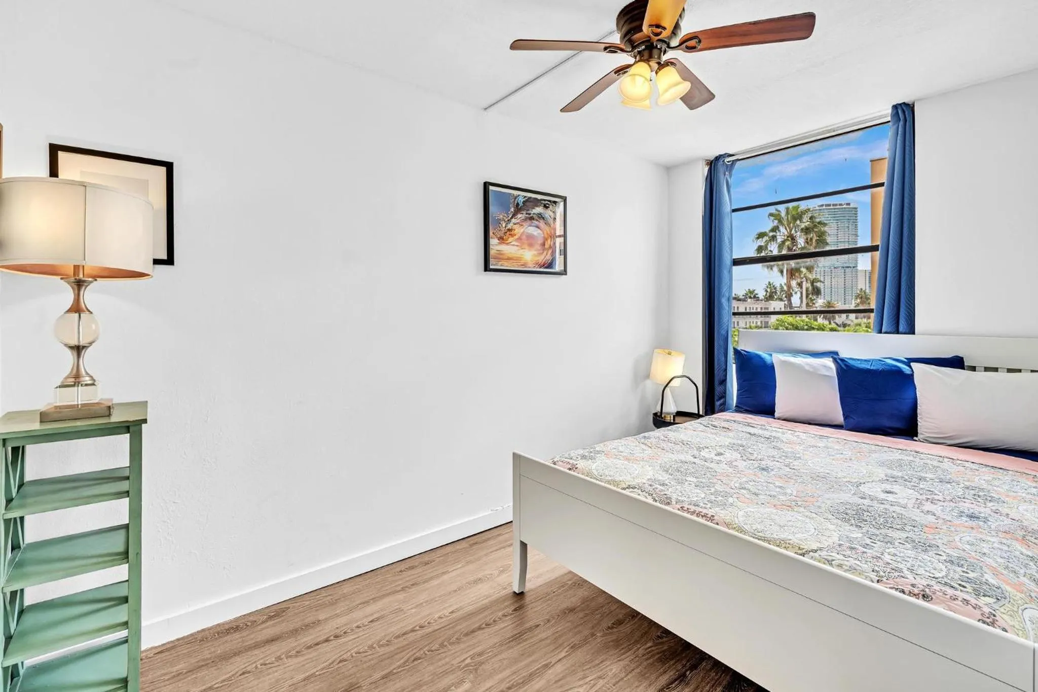 Bedroom, Bed in 1 bedroom in the BEST location in South Beach !