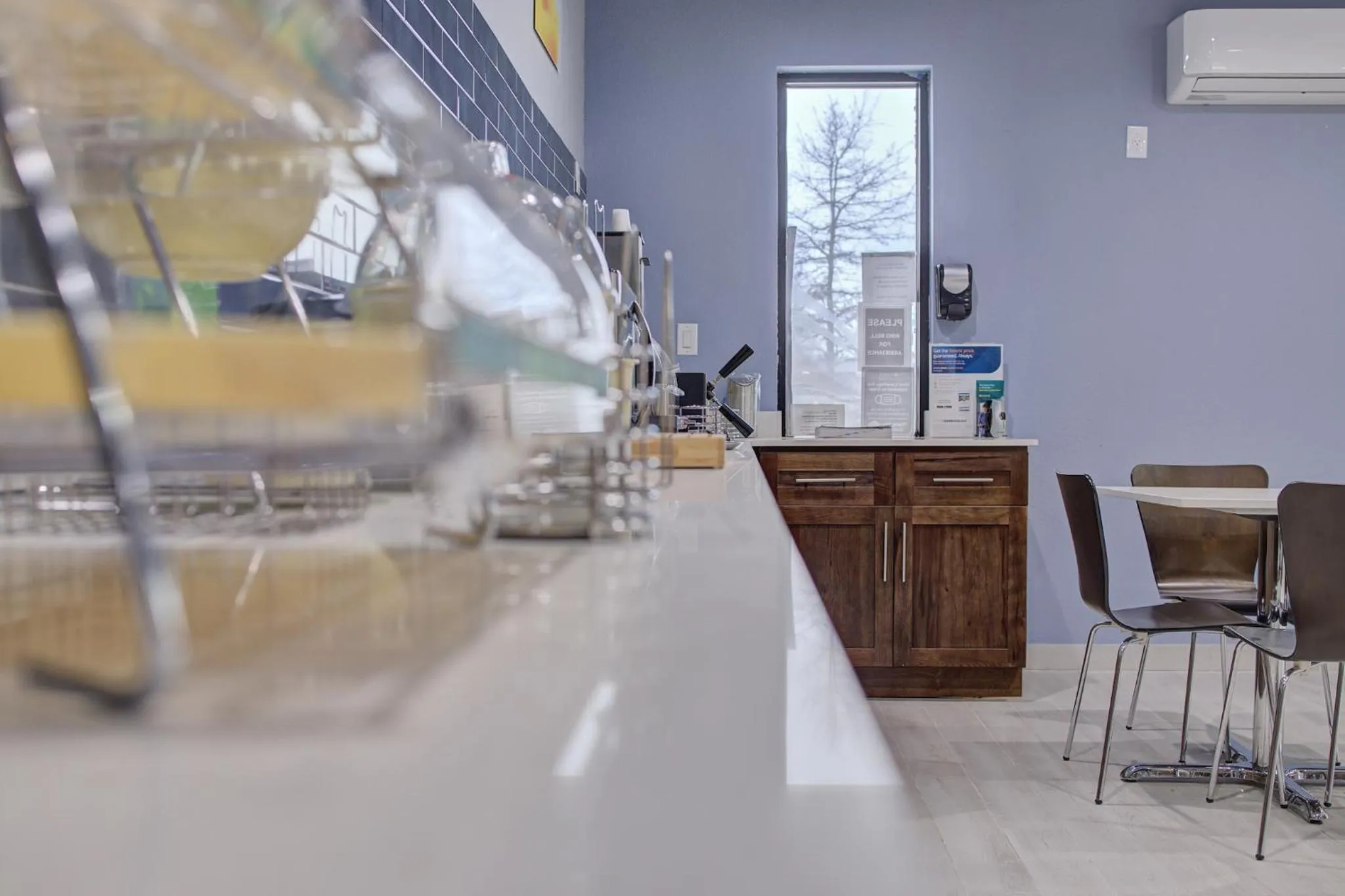 Dining area in Quality Inn & Suites