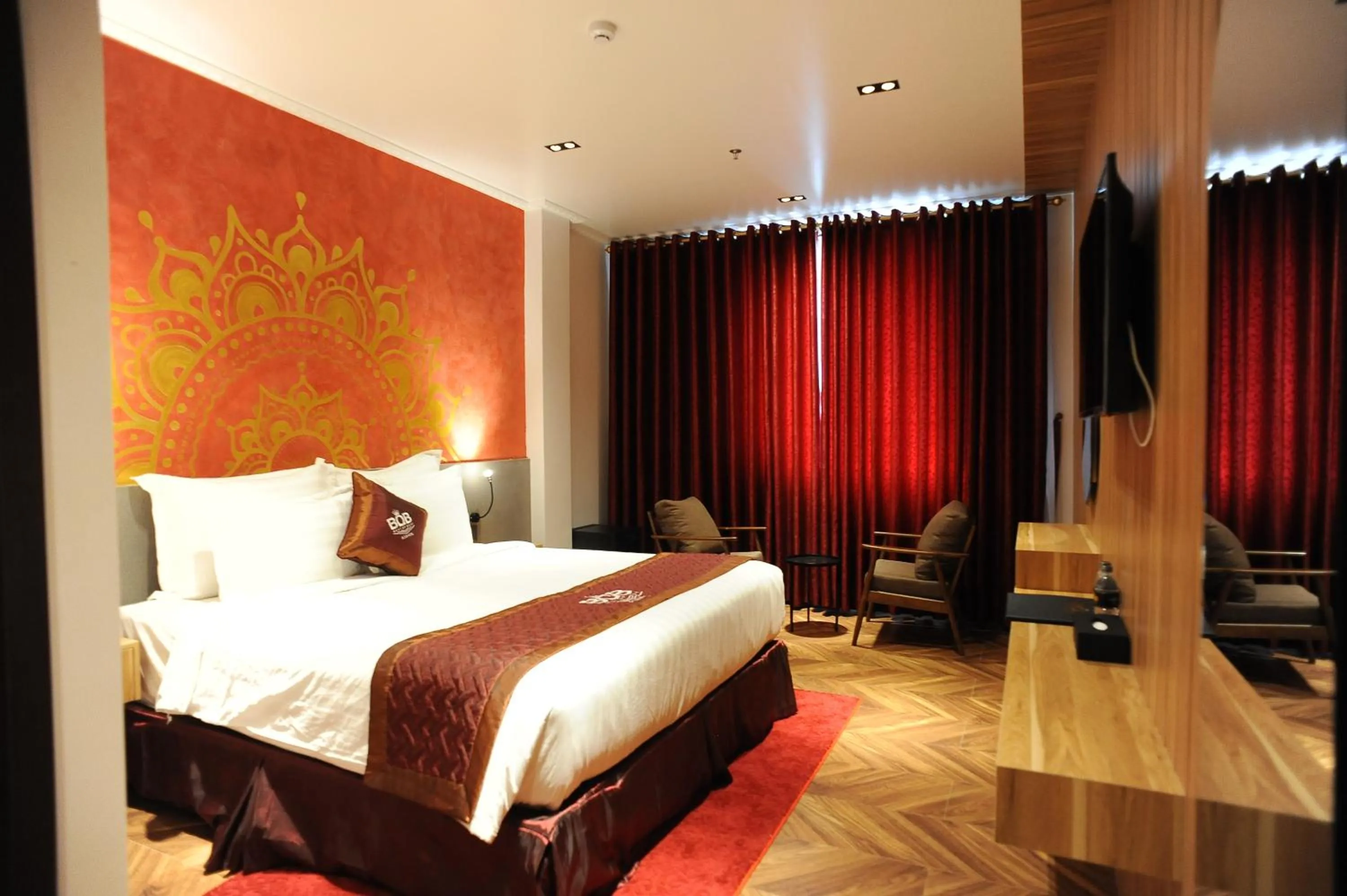Photo of the whole room, Bed in B.O.B HOTEL SIGNATURE