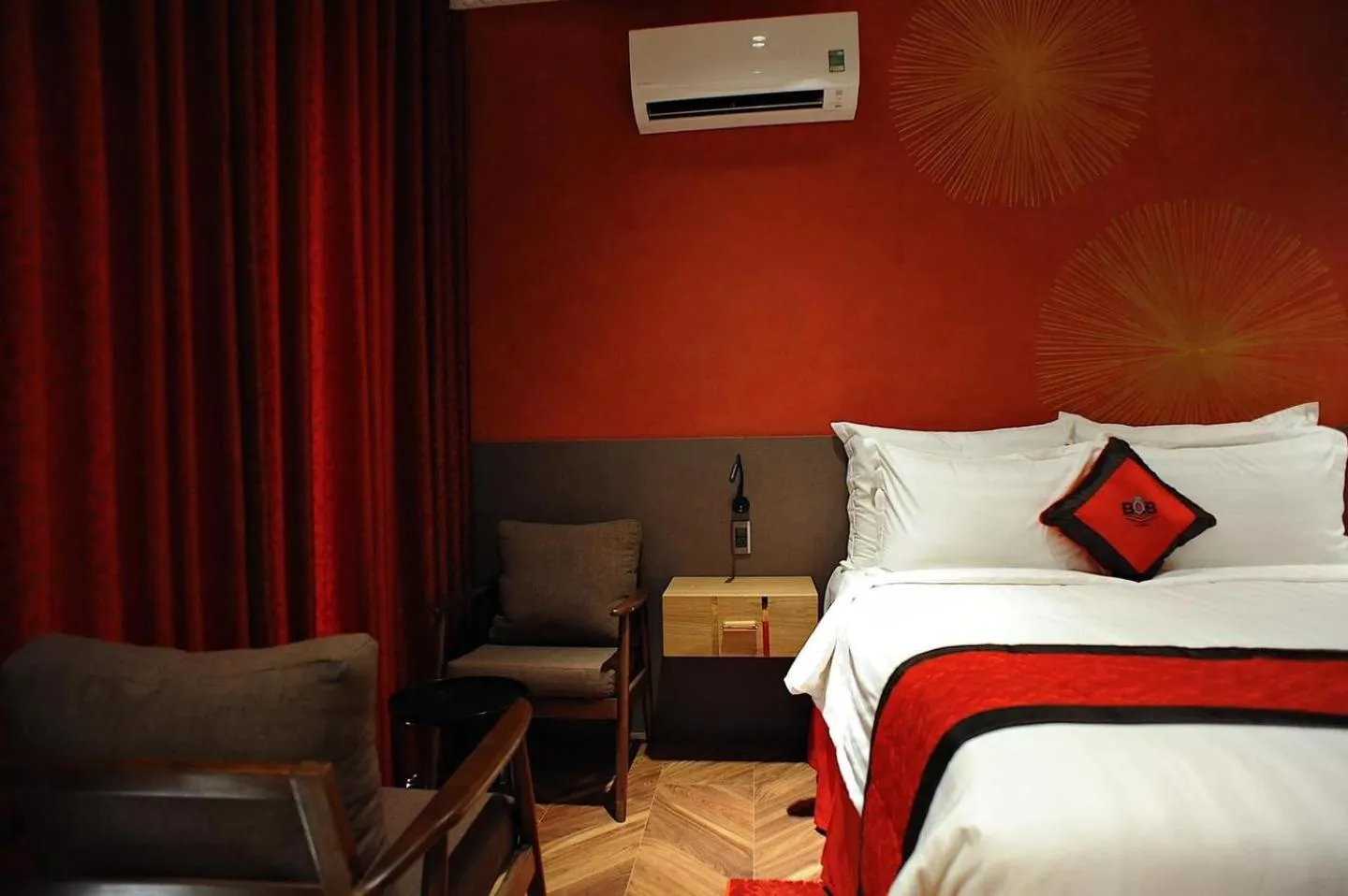 Bedroom, Bed in B.O.B HOTEL SIGNATURE