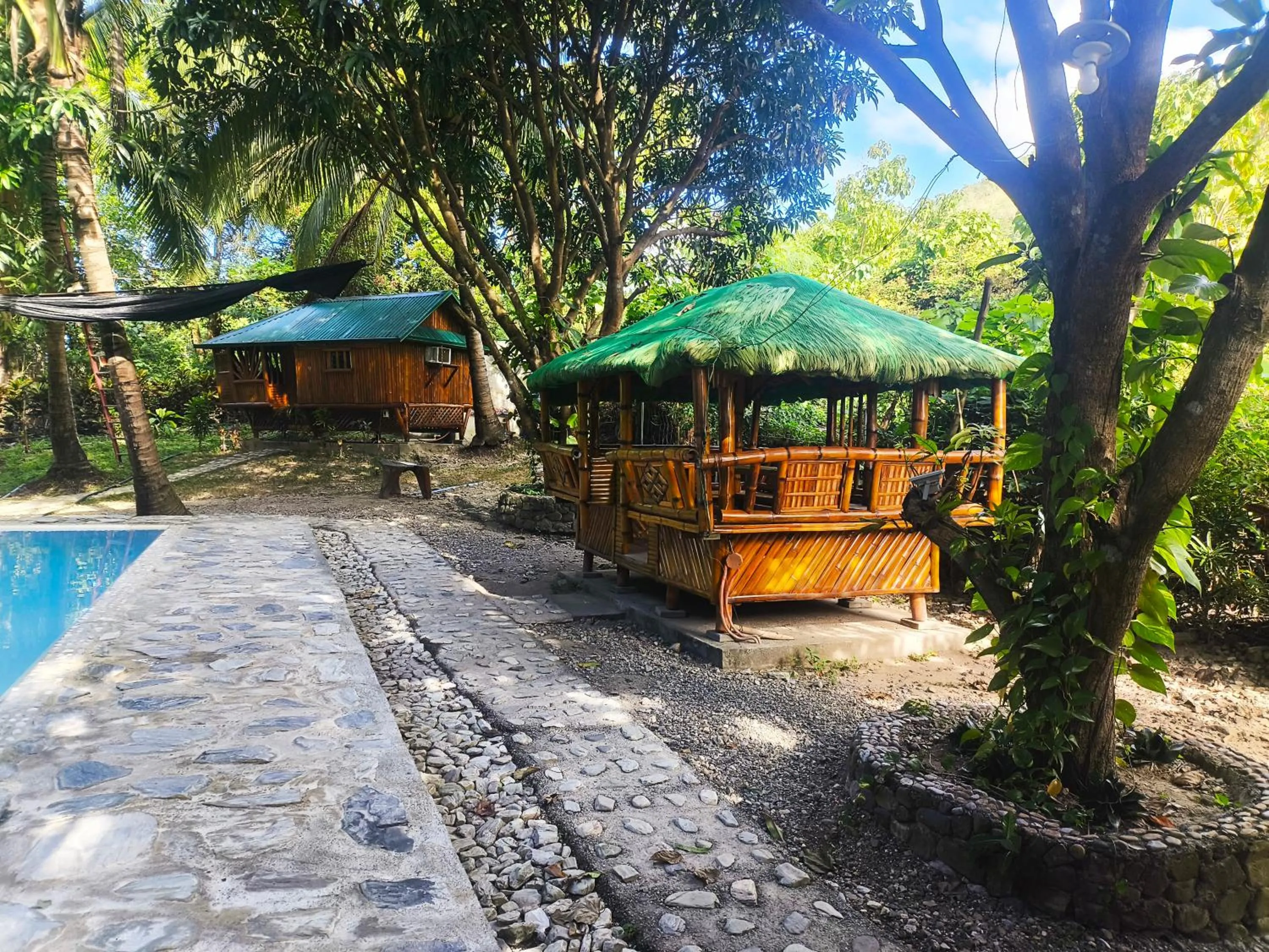 Property building in Rea's Bamboo Resort