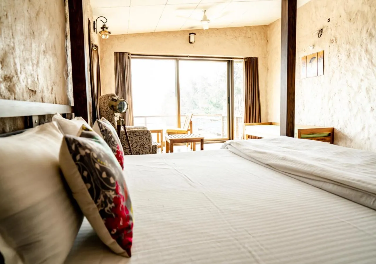 Bedroom, Bed in The Satpura Panchtatva Villa