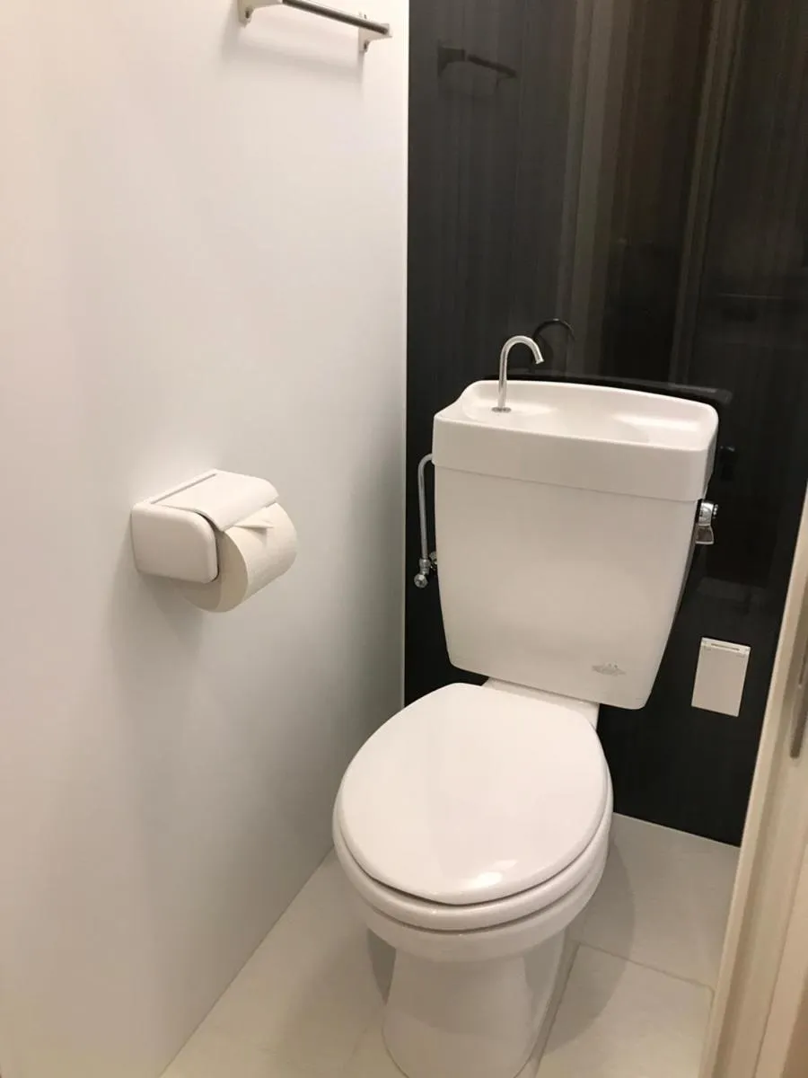 Toilet in GEORGE HOUSE in Tsuji