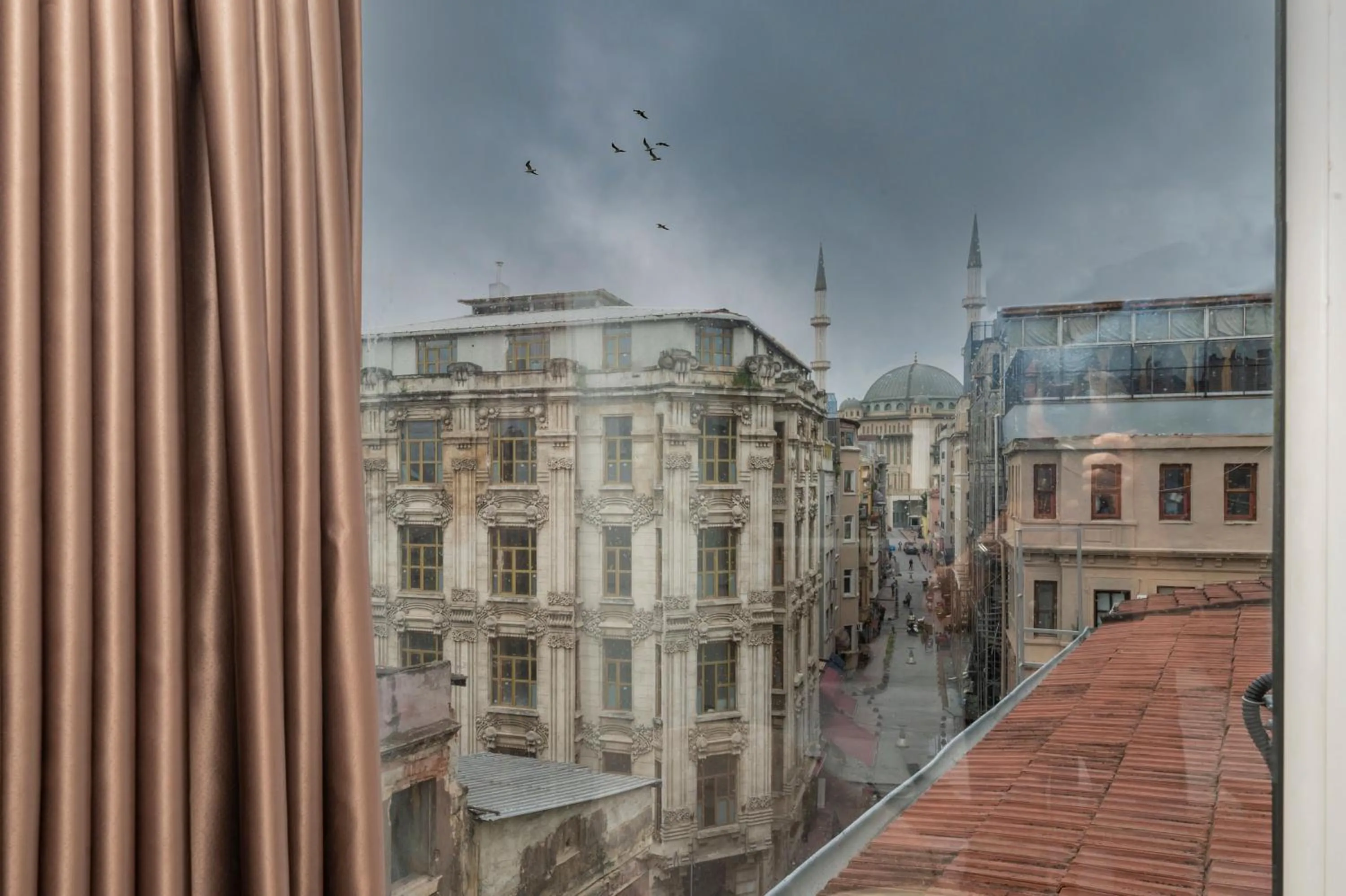 Property building in Boutique Central Taksim