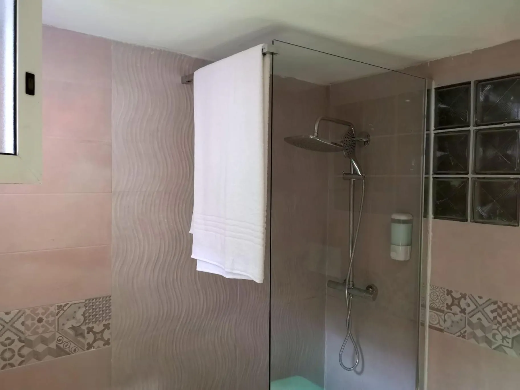 Bathroom in Il faro 17