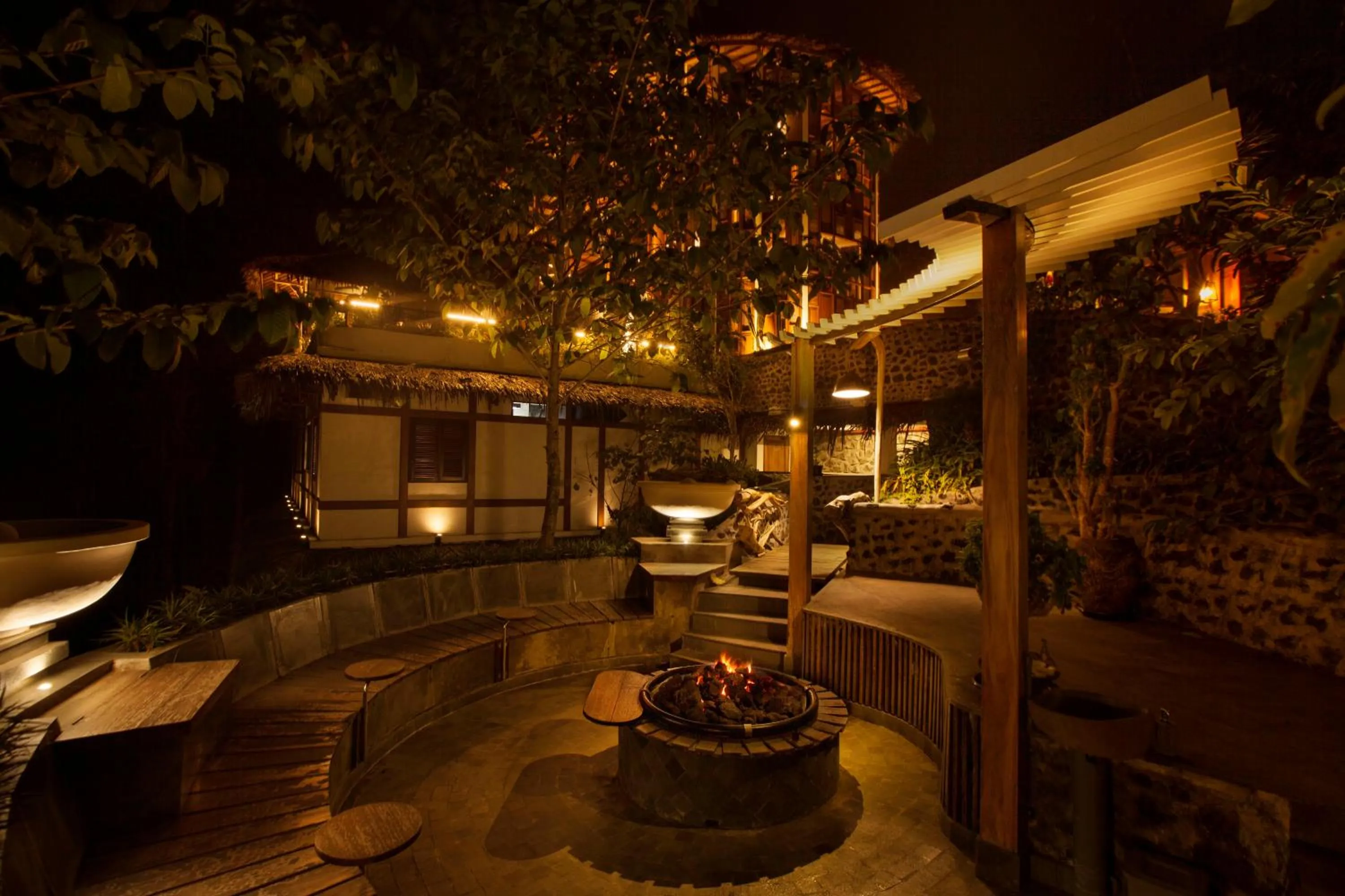 BBQ facilities in Tira Vilagna Suites & Spa