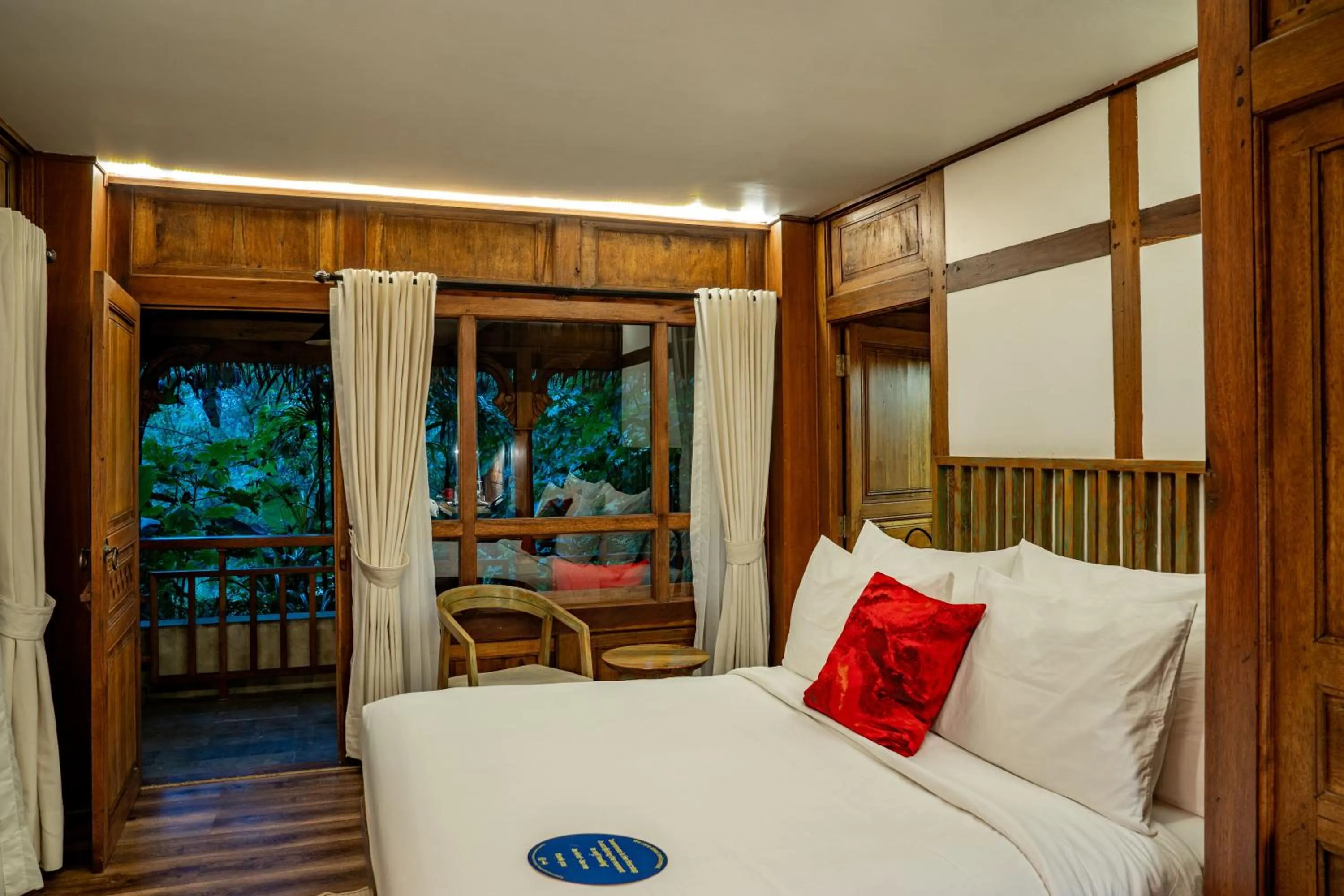 Bedroom, Bed in Tira Vilagna Suites & Spa