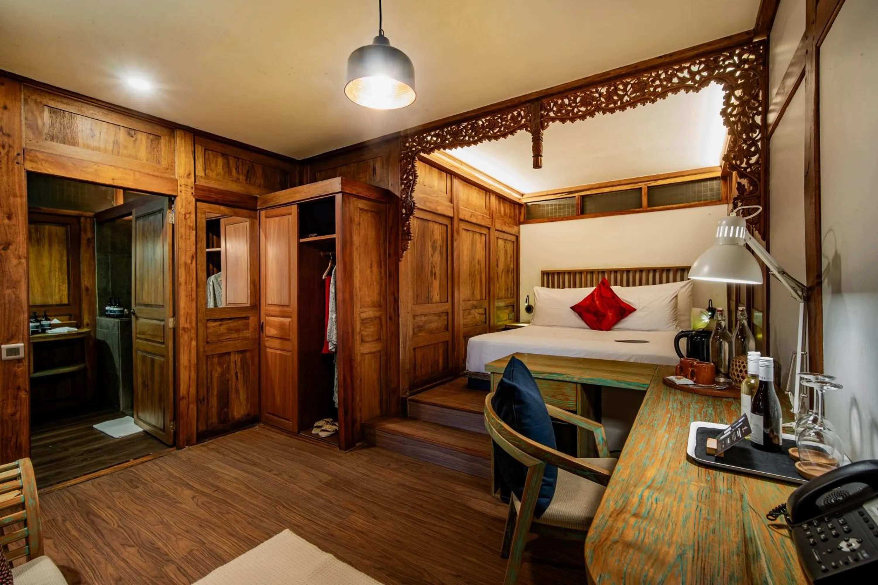 Photo of the whole room in Tira Vilagna Suites & Spa