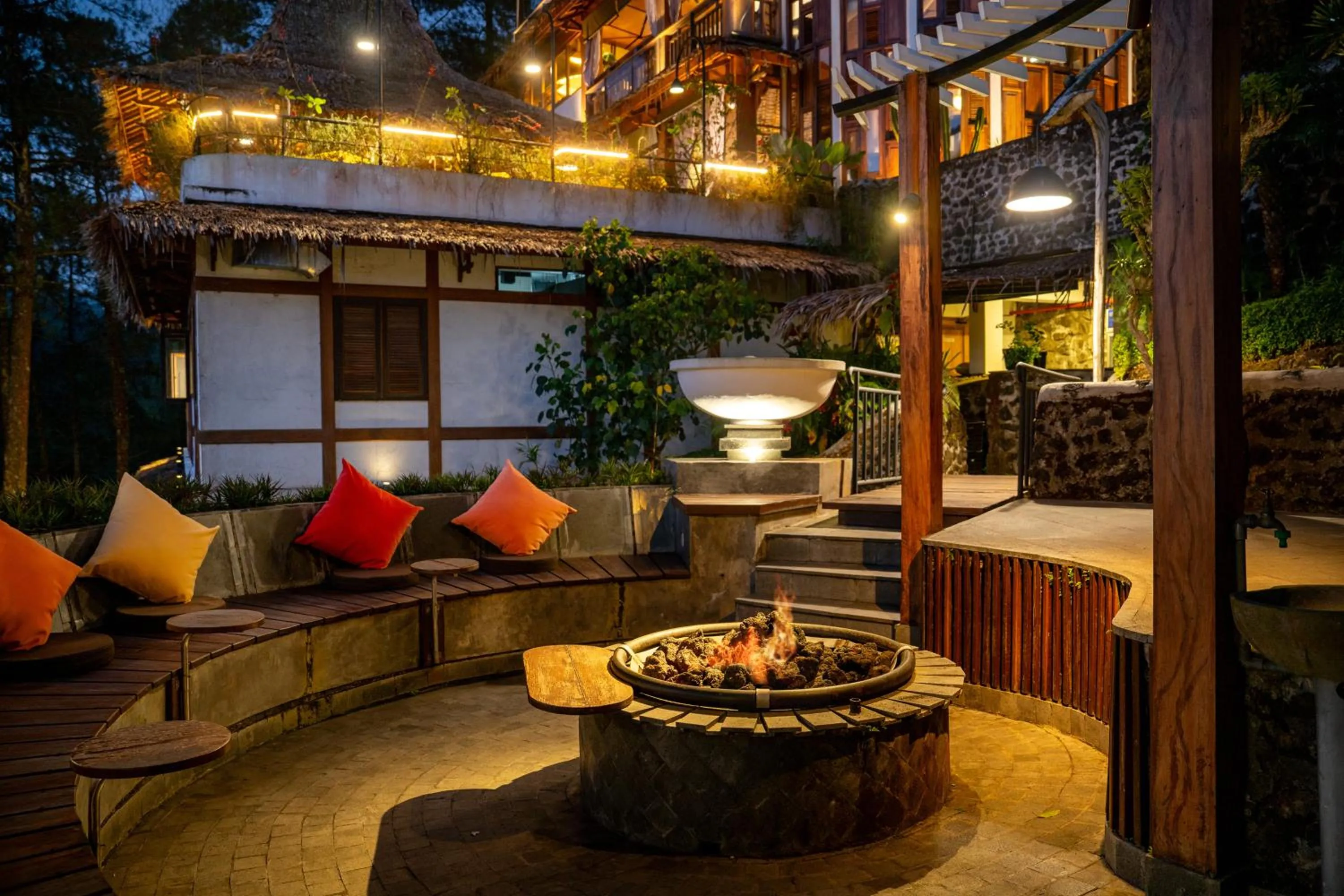 Night in Tira Vilagna Suites & Spa