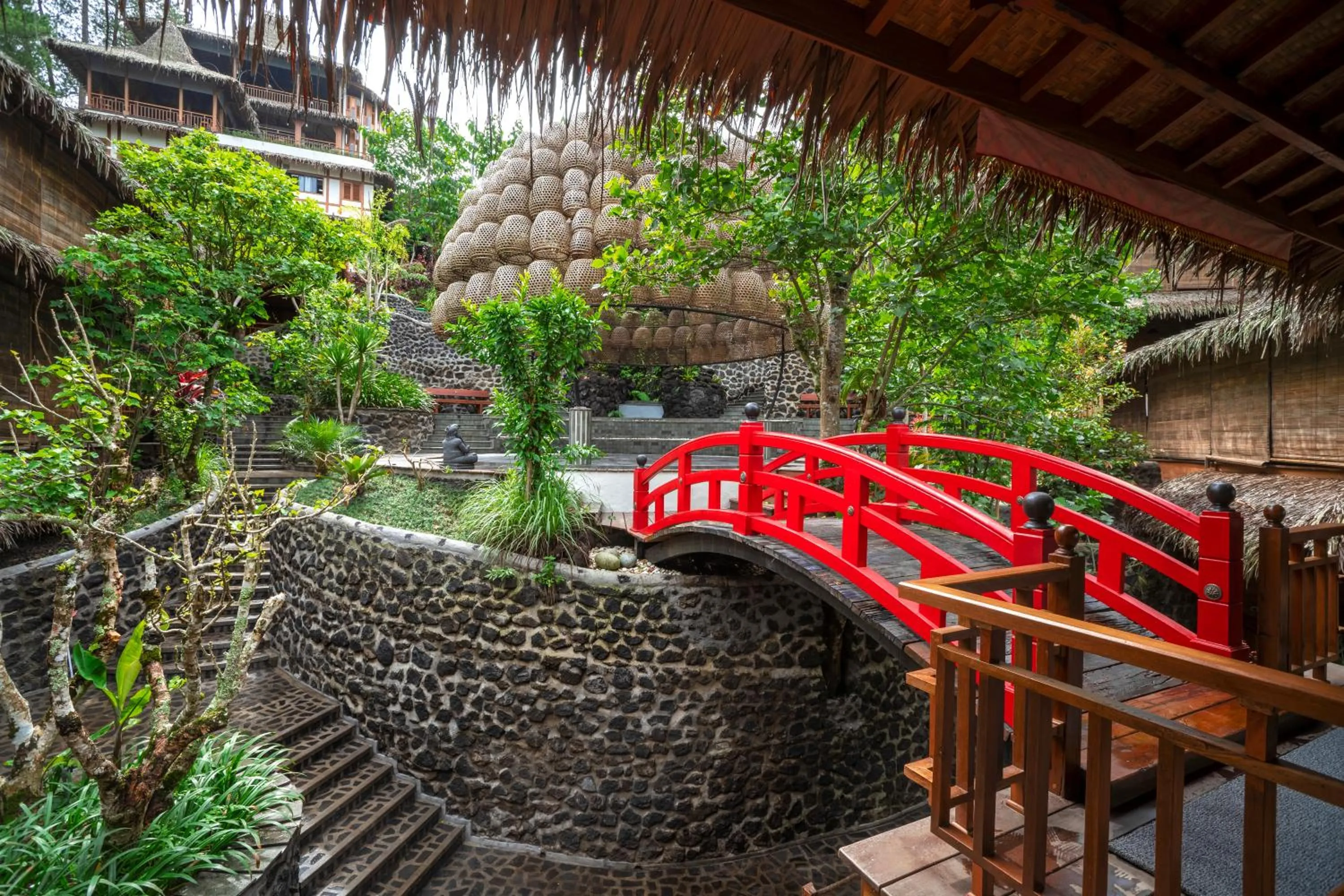 Property building in Tira Vilagna Suites & Spa