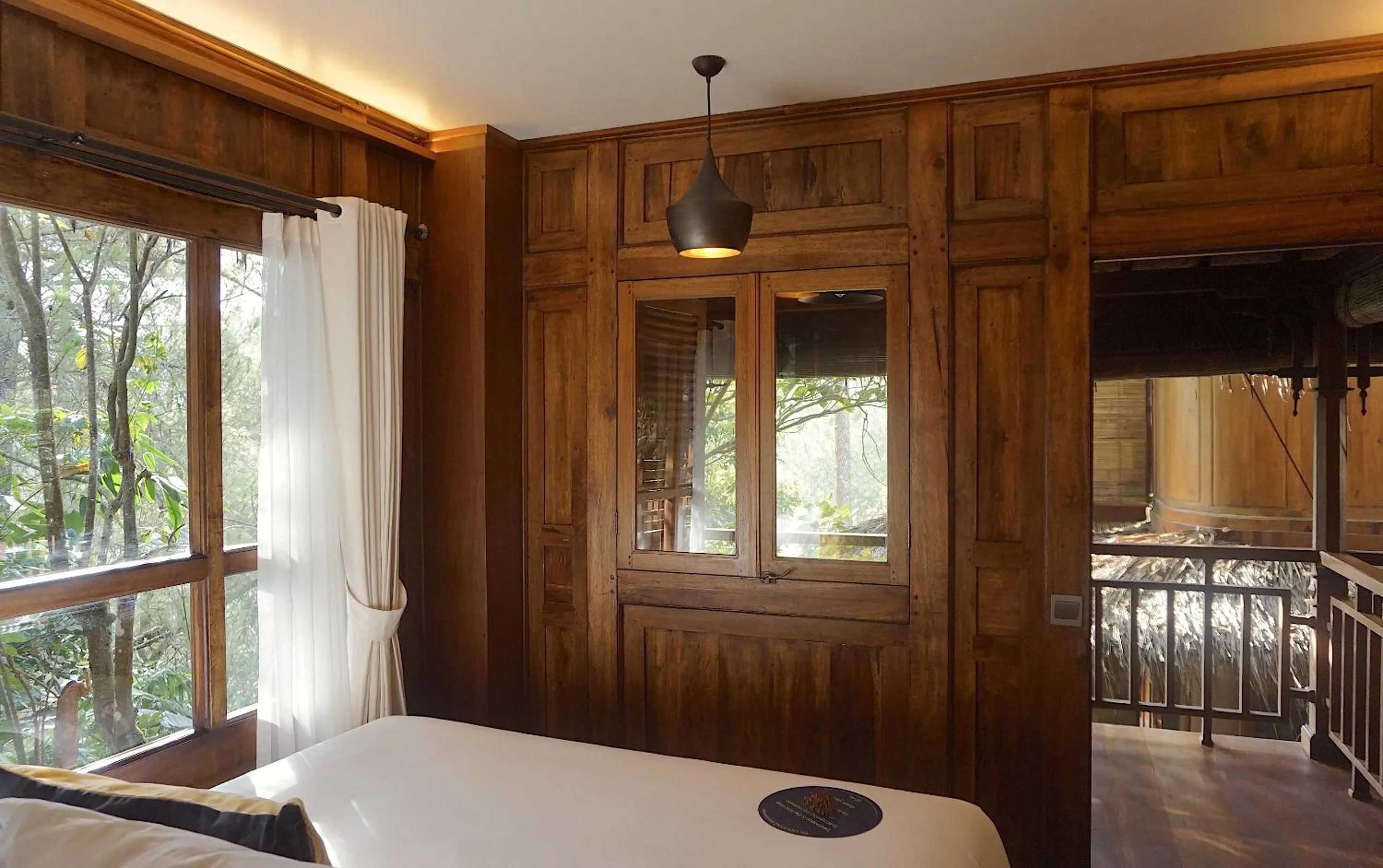 View (from property/room), Bed in Tira Vilagna Suites & Spa