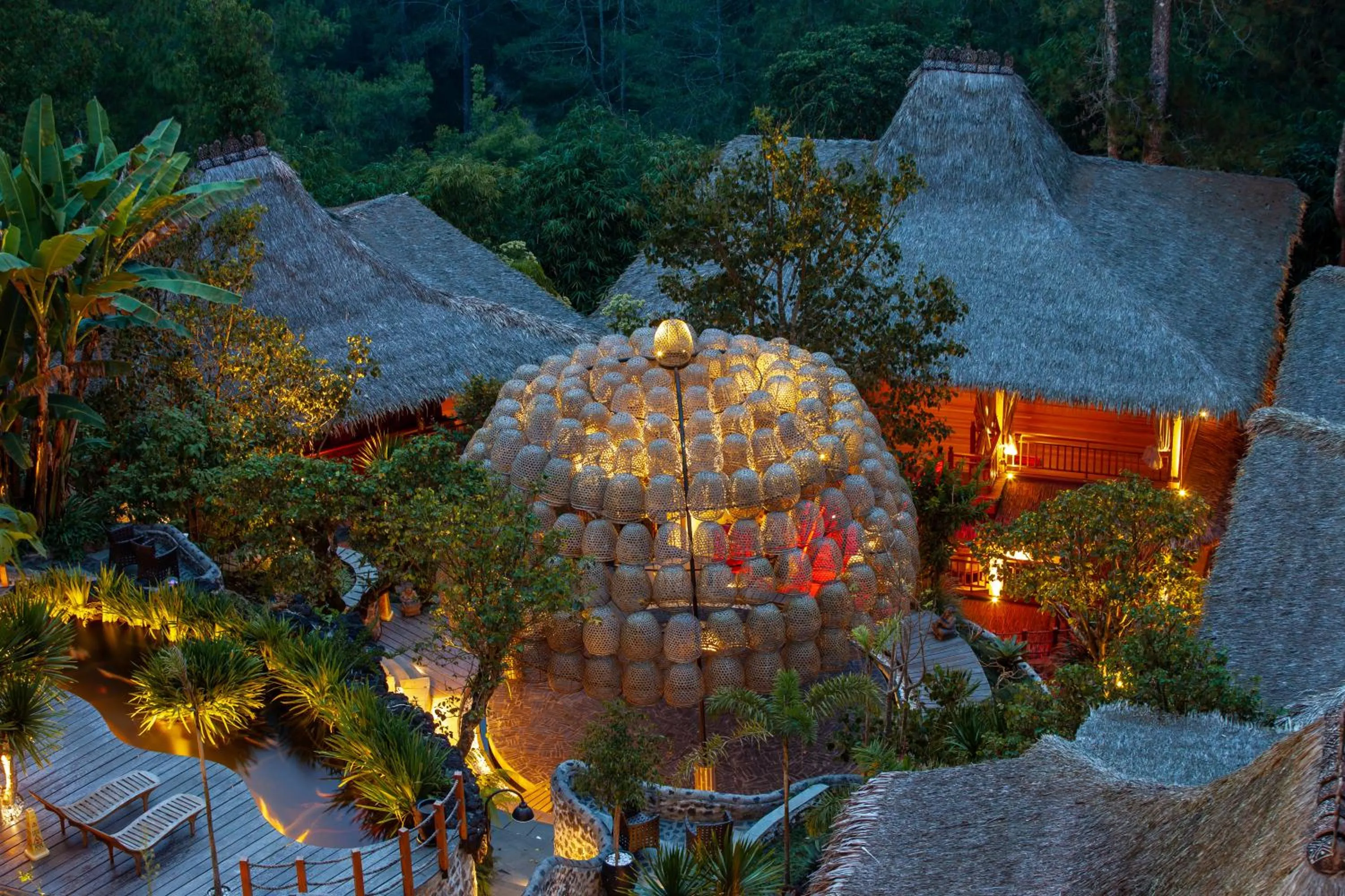 Property building in Tira Vilagna Suites & Spa